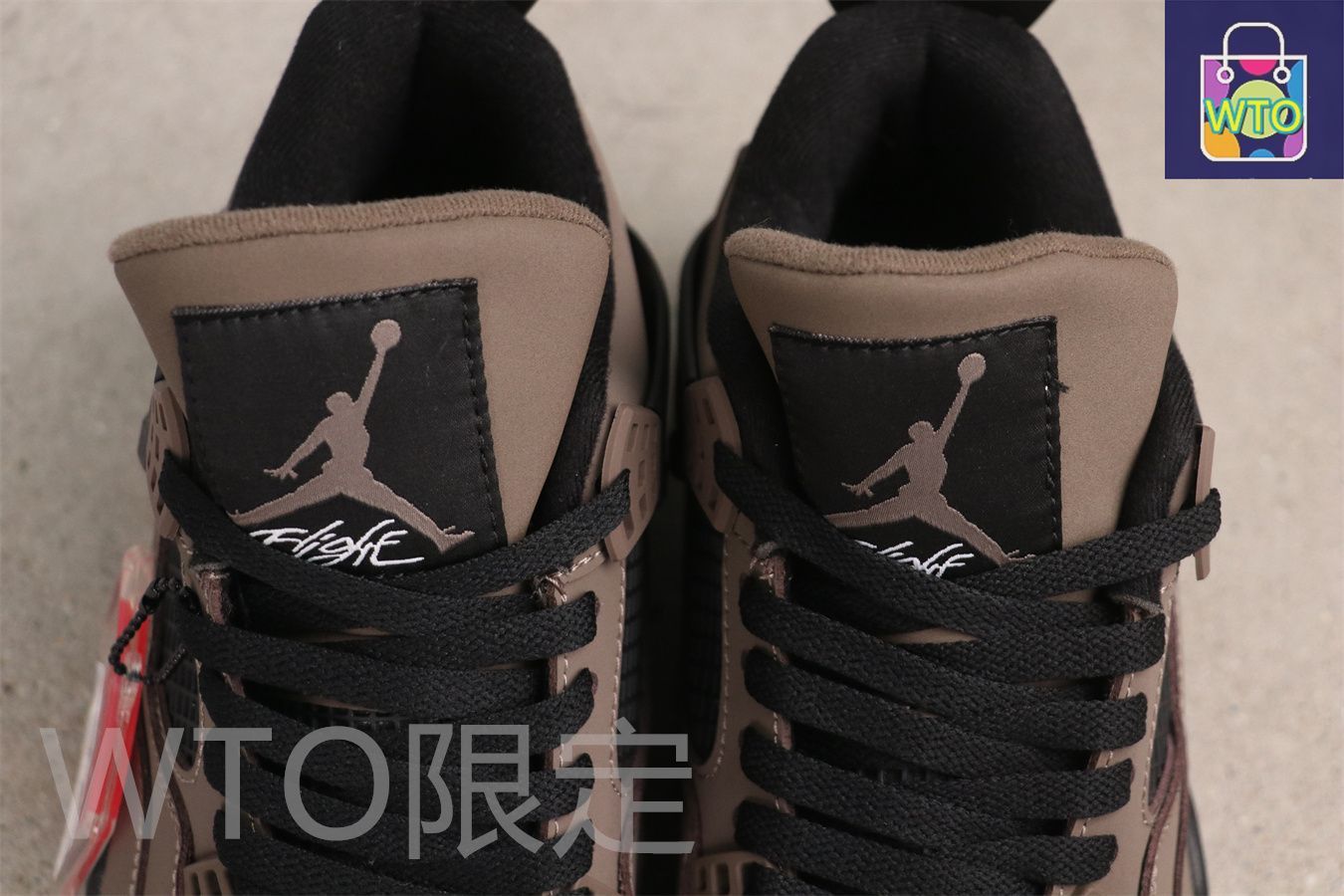 ナイキ エアジョーダン4