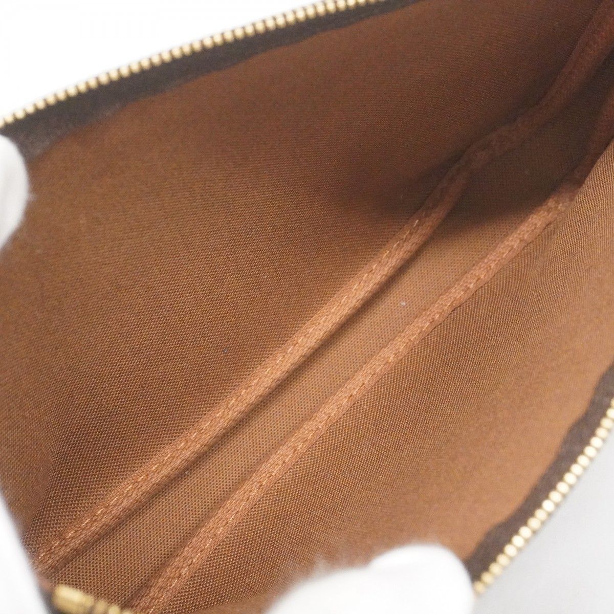 ルイヴィトン ポーチ