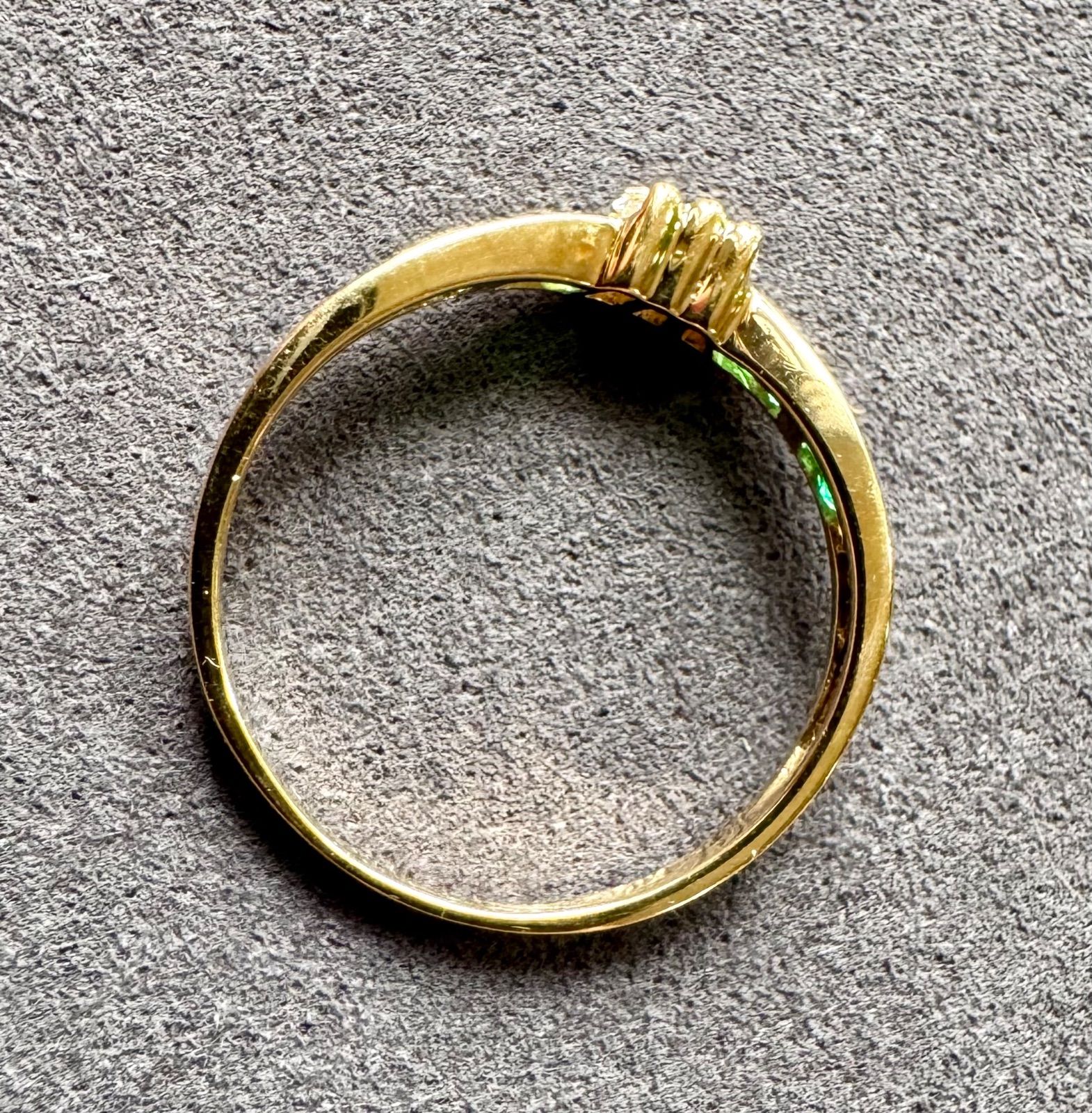 K18YG*15号*テーパーカットダイヤモンド×エメラルドリング*指輪 - メルカリ 