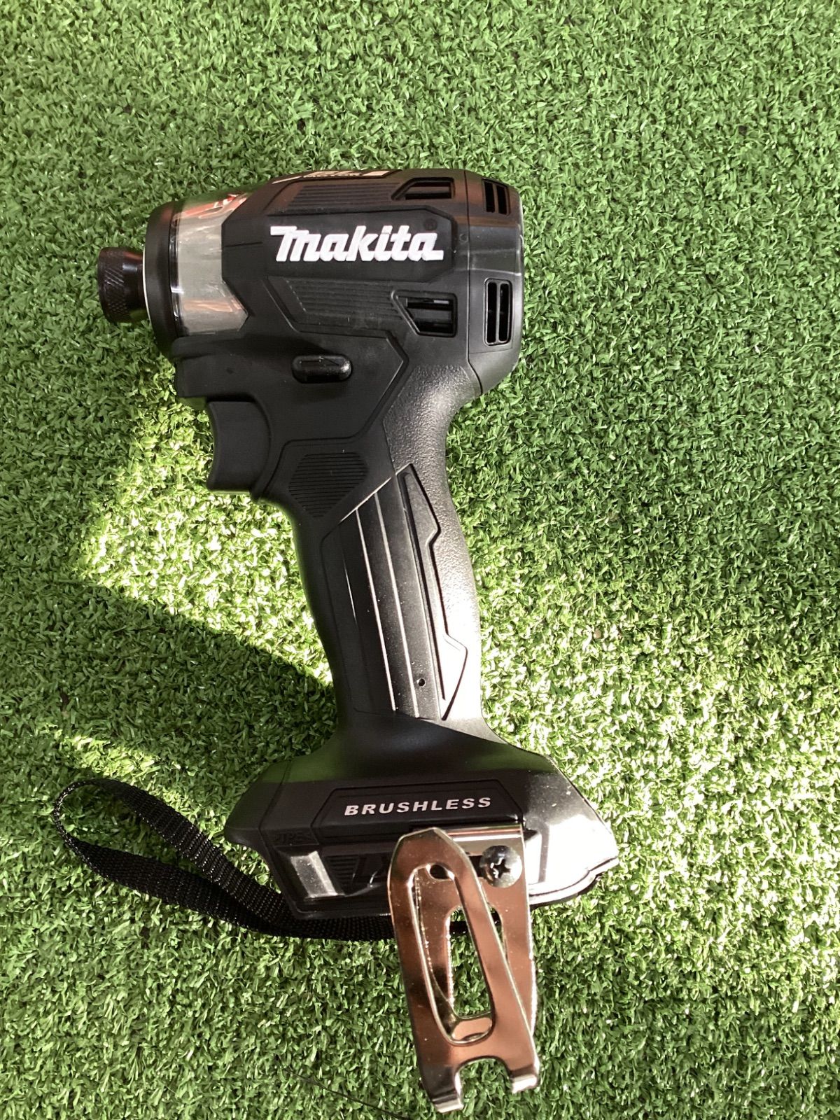 未使用品】makita(マキタ) 18v充電式インパクトドライバ 未使用品】makita(マキタ) 18v充電式インパクトドライバ