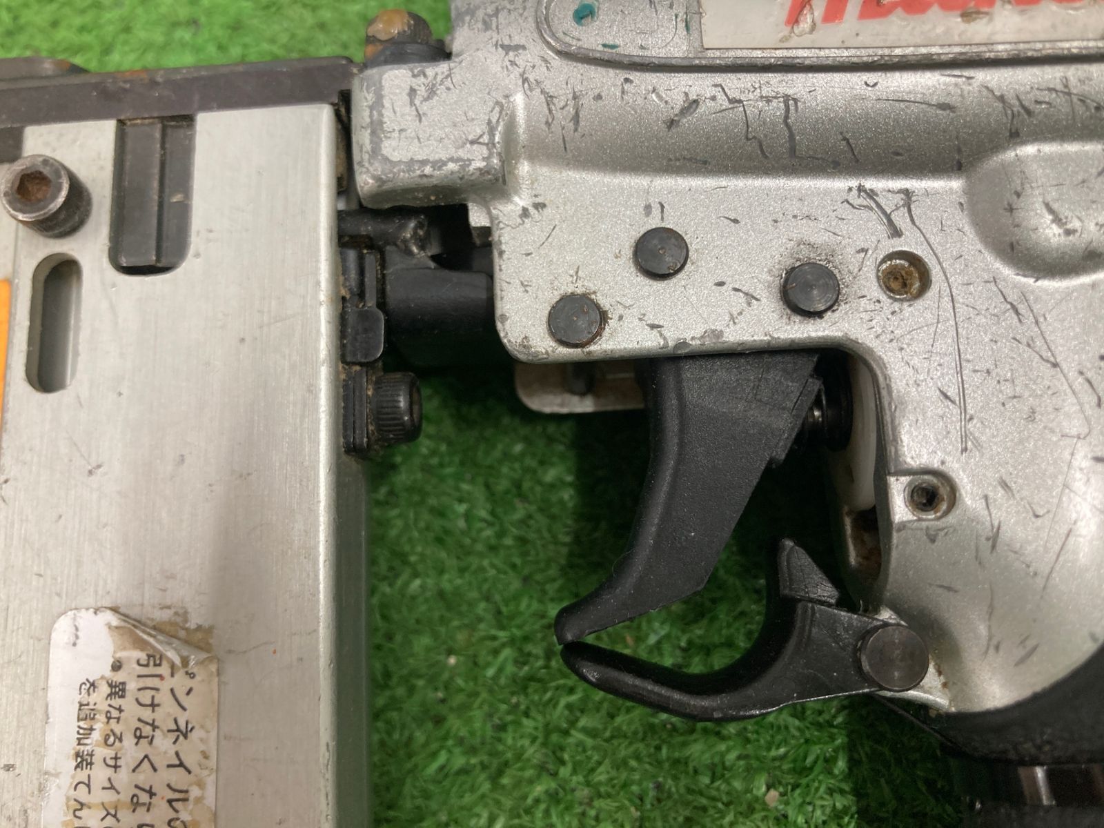 品】【0922】☆makita(マキタ) 35㎜常圧内装用ピンタッカ AF351