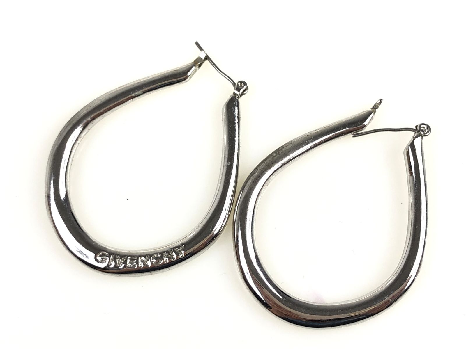 GIVENCHY シルバーフープピアス ジバンシィ GIVENCHY フープ ピアス シルバーカラー 縦：約4.5cm