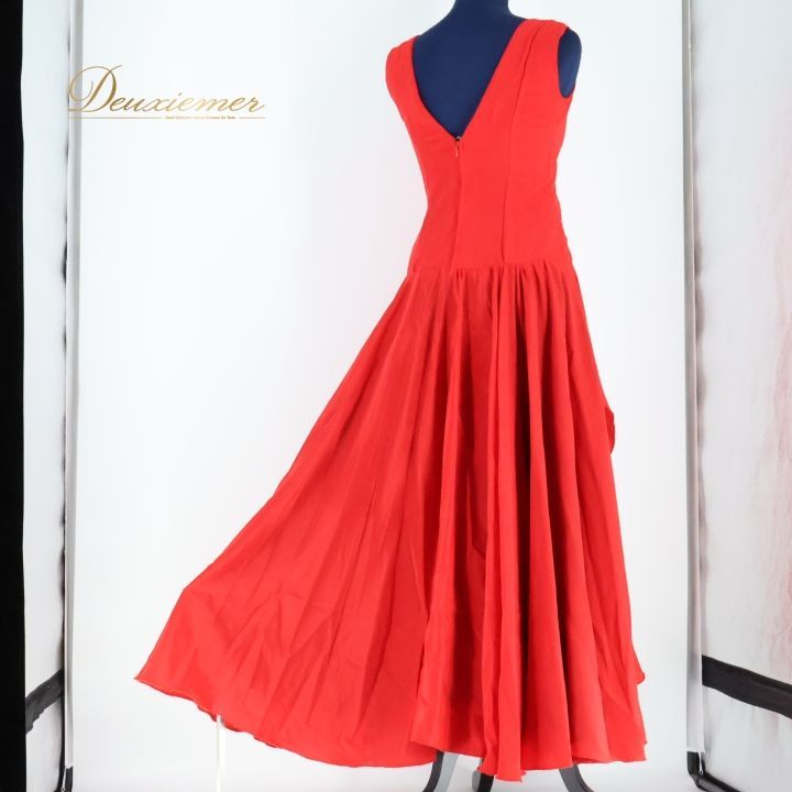 フラメンコ 衣装 ワンピース ドレス 赤 黒 花柄 かわいい シンプル Luisa ルイサ ダンス パーティ 発表会 舞台 ブラック系 レッド系 おしゃれ ダンス衣装 ステージ衣装 カジュアル クラシック かわいいコーデ LLC-HASEGAWATOSO_COM