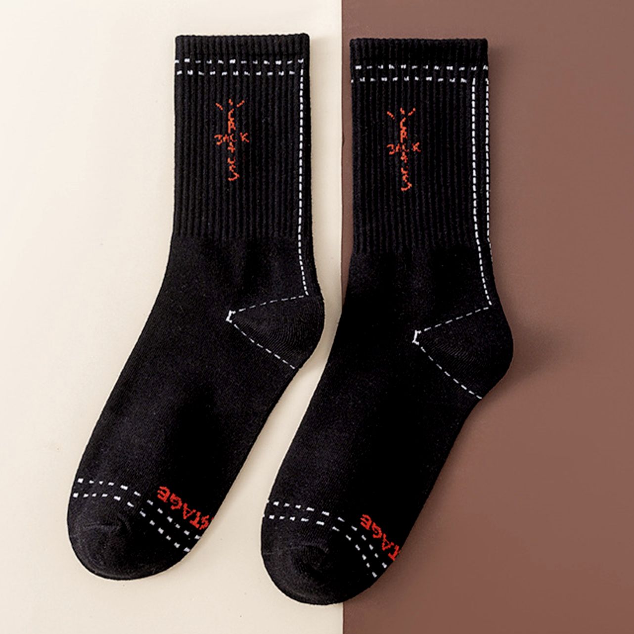 travisscottコラボ！ カクタスジャックソックス 単品不可 travis scott cactusjack 靴下 ソックス ブラックの通販 by そ