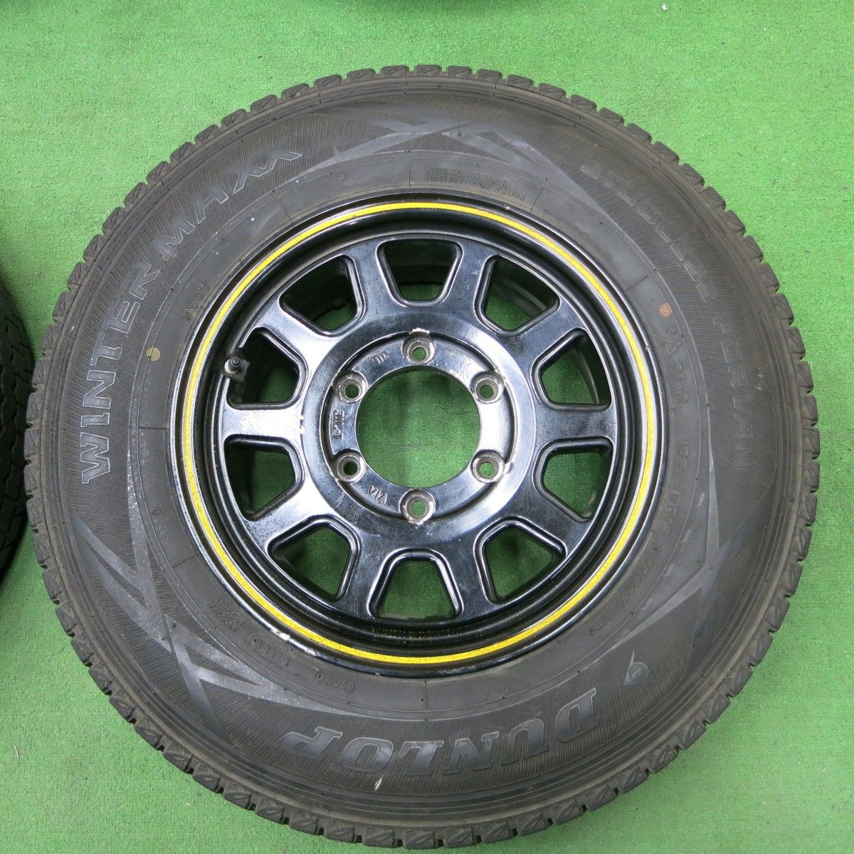 送料無料* バリ溝！9.5分☆ハイエース等 KYOHO 共豊 弐百式 195/80R15 スタッドレス ダンロップ ウインターマックス SV01  PCD139.7/6H☆4070902ナス - メルカリ