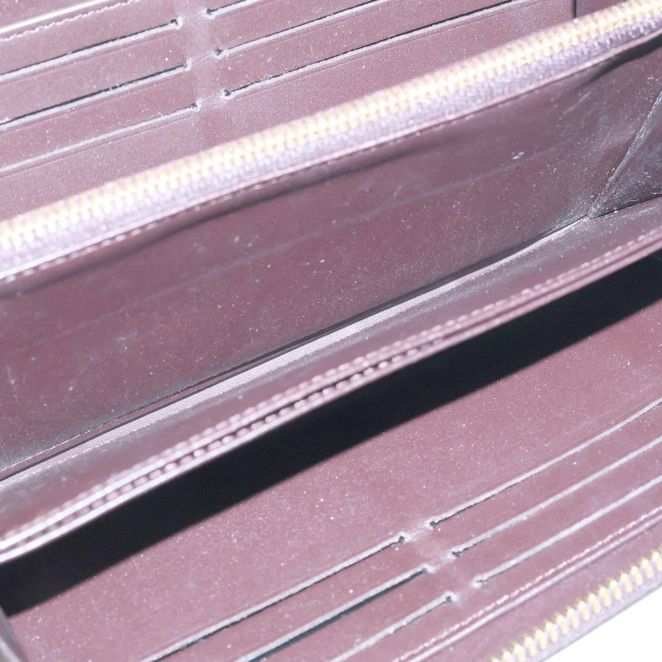 LOUIS VUITTON (ルイヴィトン) モノグラム ヴェルニ ジッピー