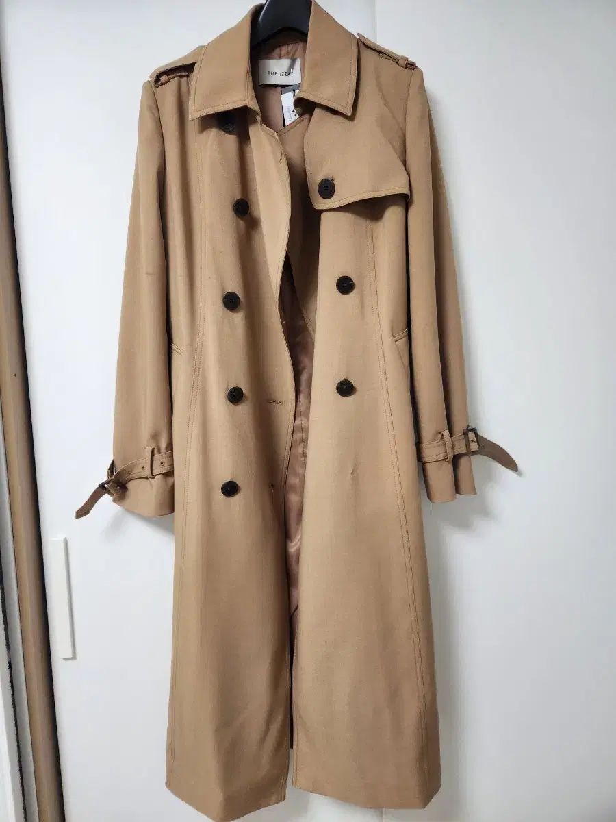 もっと IZZAT イザット トレンチコート キャメルカラー 66