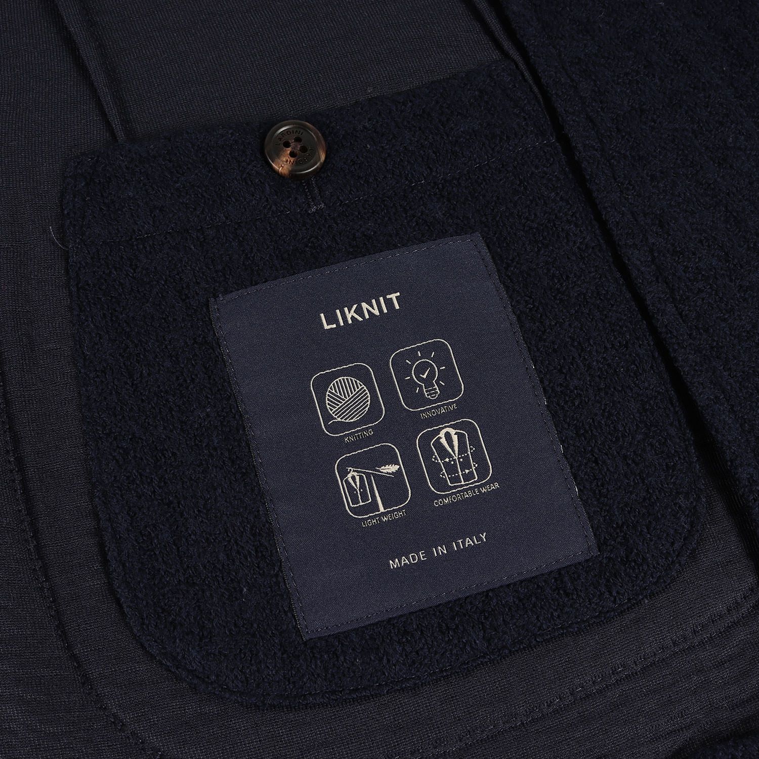 美品 LARDINI ラルディーニ ジャケット サイズ:50 ピークドラペル 