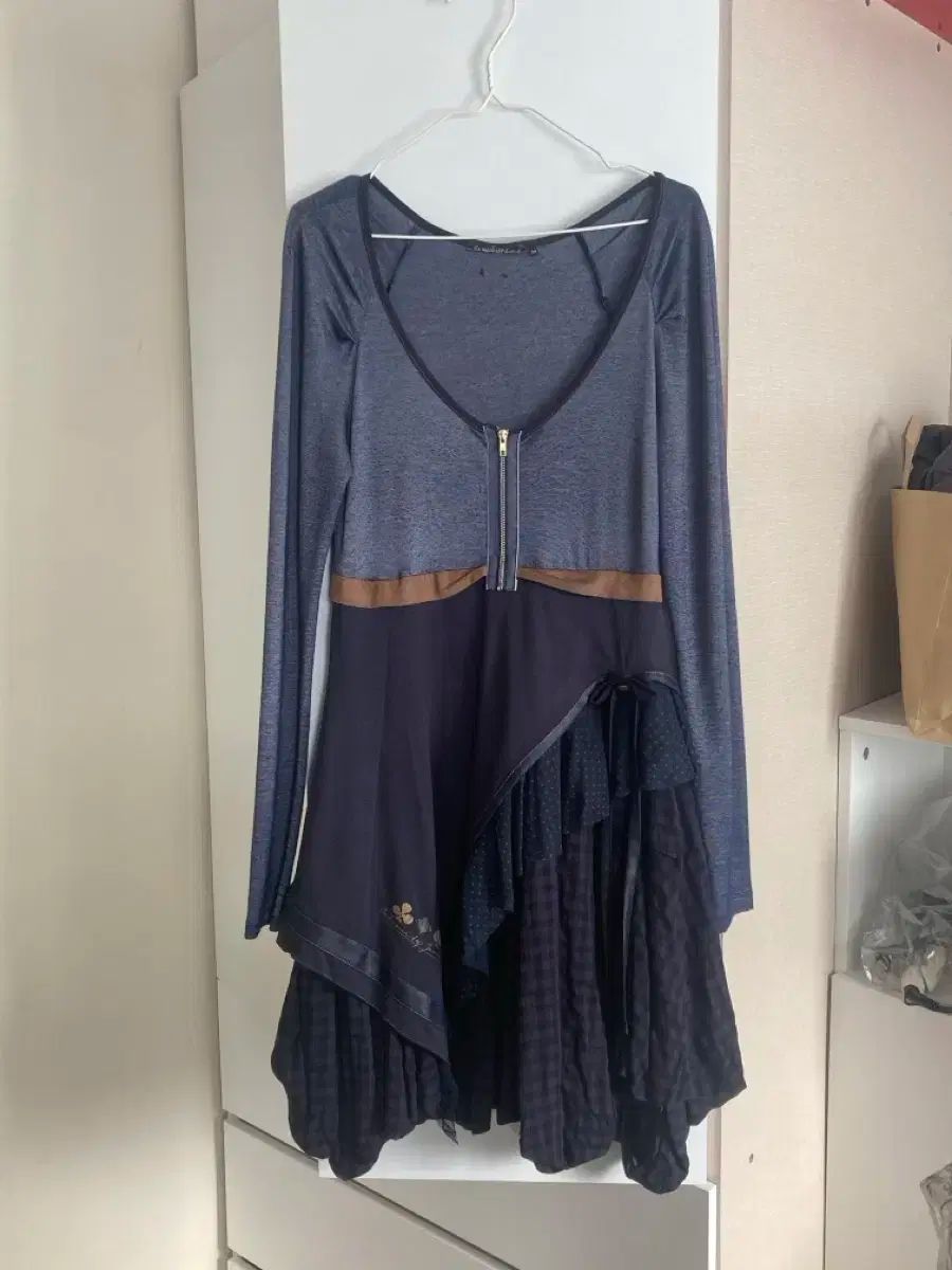 La mode est a vous レイヤードミディ ドレス