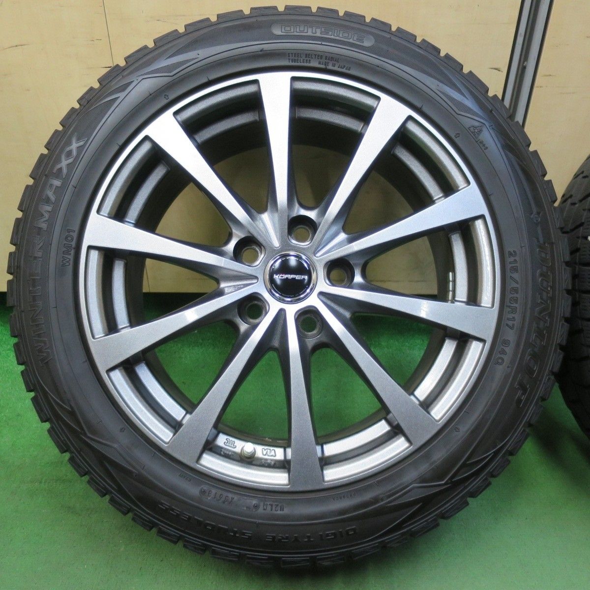 キレイ☆スタッドレス 215/55R17 ダンロップ ウインターマックス WM01 