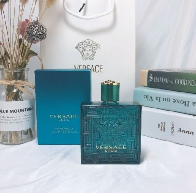 新品未開封VERSACE EROS オードトワレ 100ml 新品未開封VERSACE EROS オードトワレ 100ml