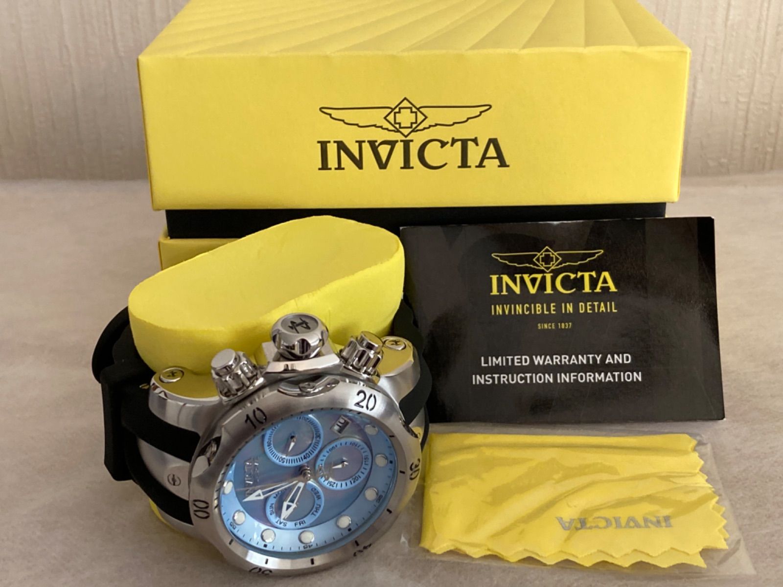 値下げ☆稼働☆未使用品 INVICTA インビクタ ベノム ヴェノム 腕時計