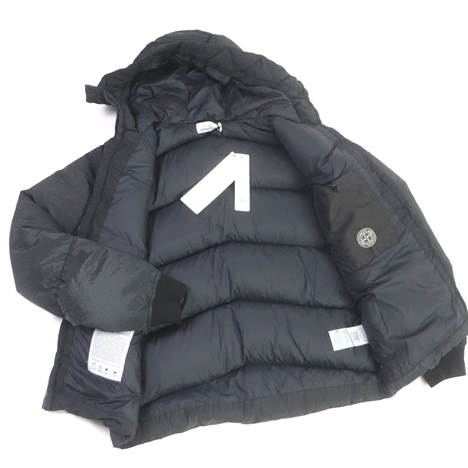 極美品□STONE ISLAND ストーンアイランド 711540532 ナイロンメタル フーデッド ダウンジャケット ブラック M ハンガー付き  正規品 メンズ 定価140,800円 - メルカリ