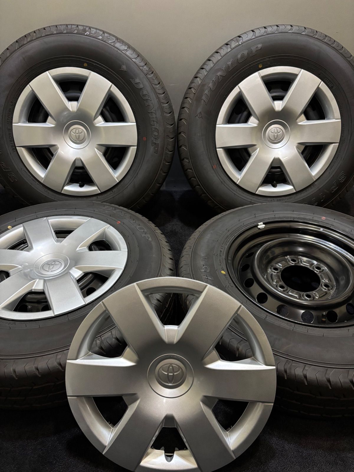 新車外し195 80R15 107 105N LT DUNLOP SP175N 23年製 トヨタ 200系 ハイエース 純正 スチール 15インチ 6J 35 139.7 6H 4本 1-K41