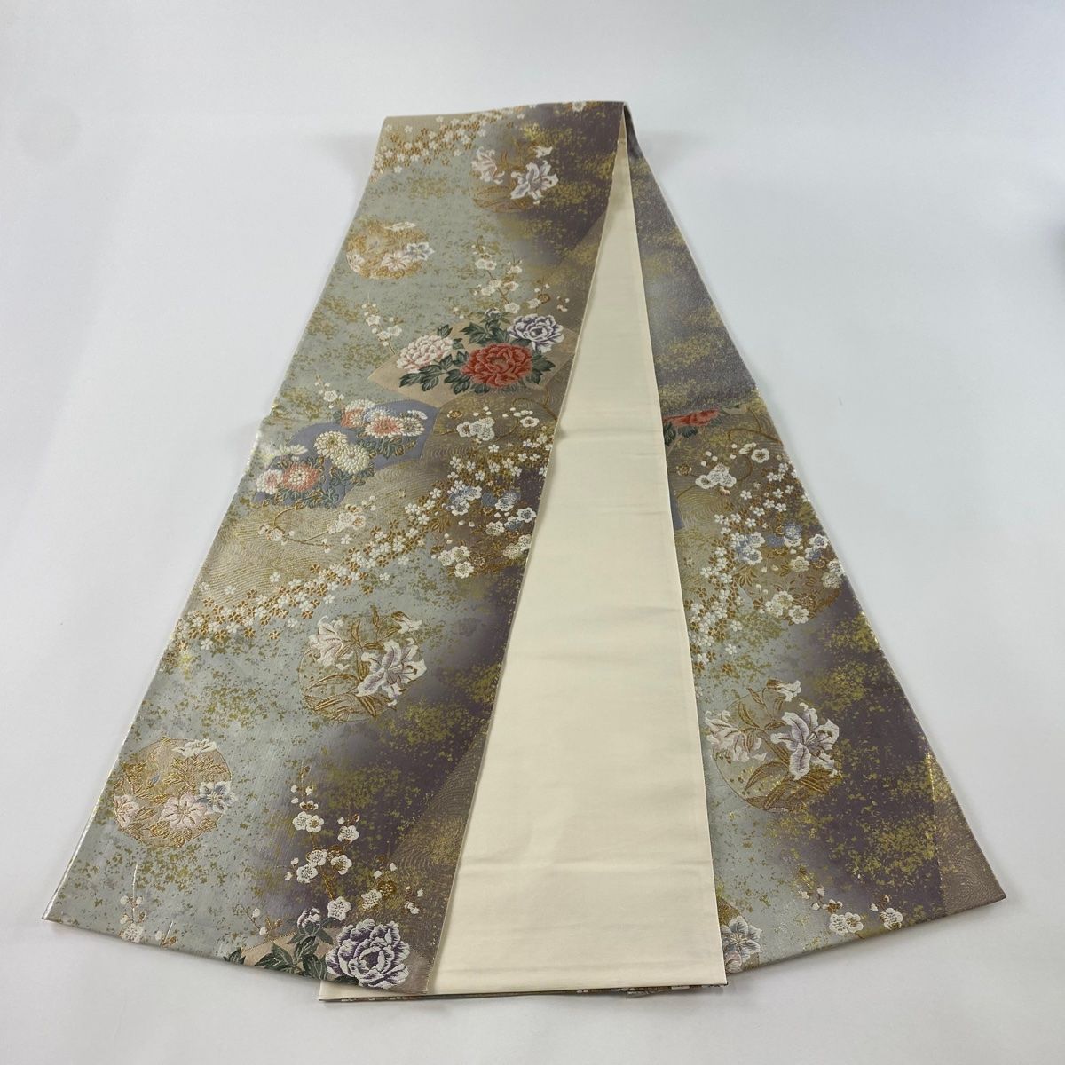 名古屋帯 秀品 草花 刺繍 金銀糸 金色 正絹 【中古】 名古屋帯