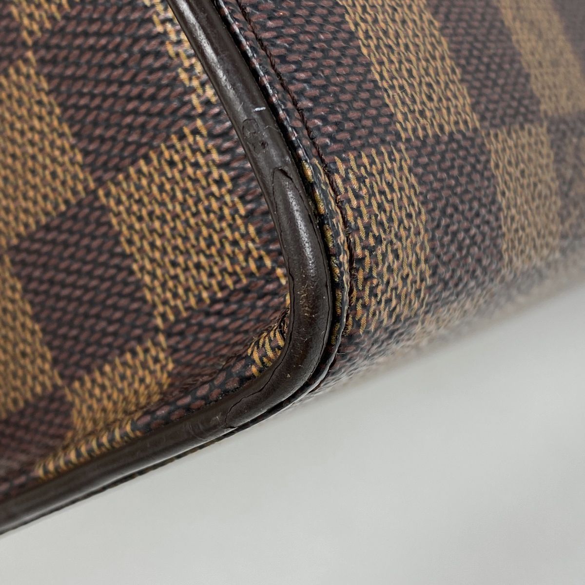 ルイ・ヴィトン Louis Vuitton トライベッカ カレ 肩掛け ショルダー 