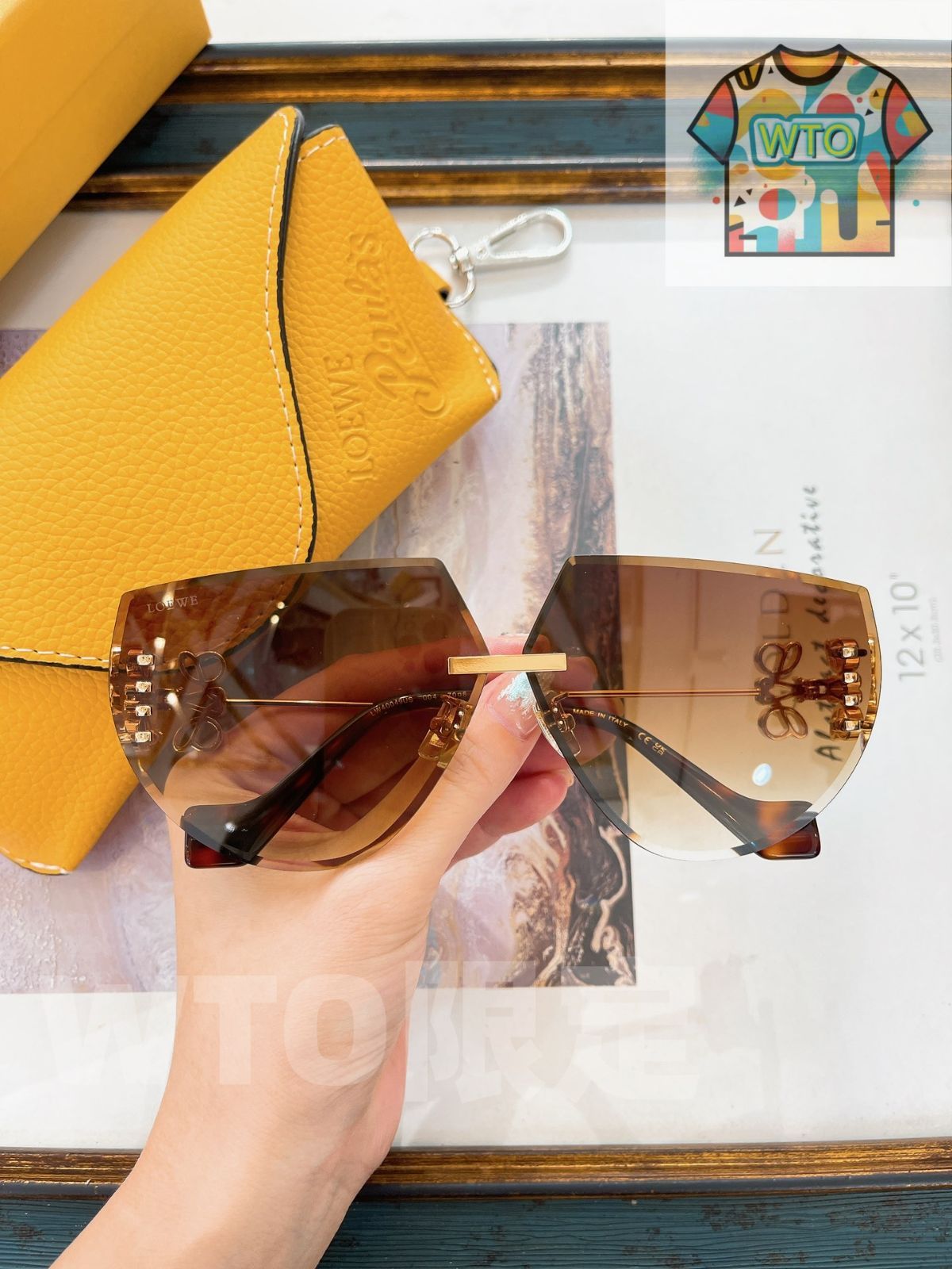 LOEWE モデル LW40049US サングラス（メガモードアイウェア