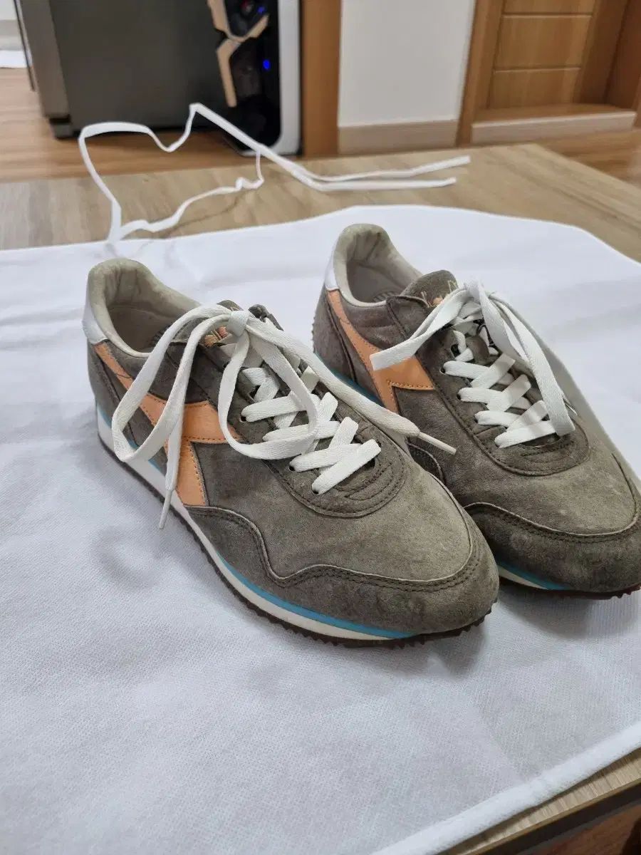 【雷市場（ポンジャン）商品韓国直送】 Diadora heritage(ディアドラヘリテージ) 260