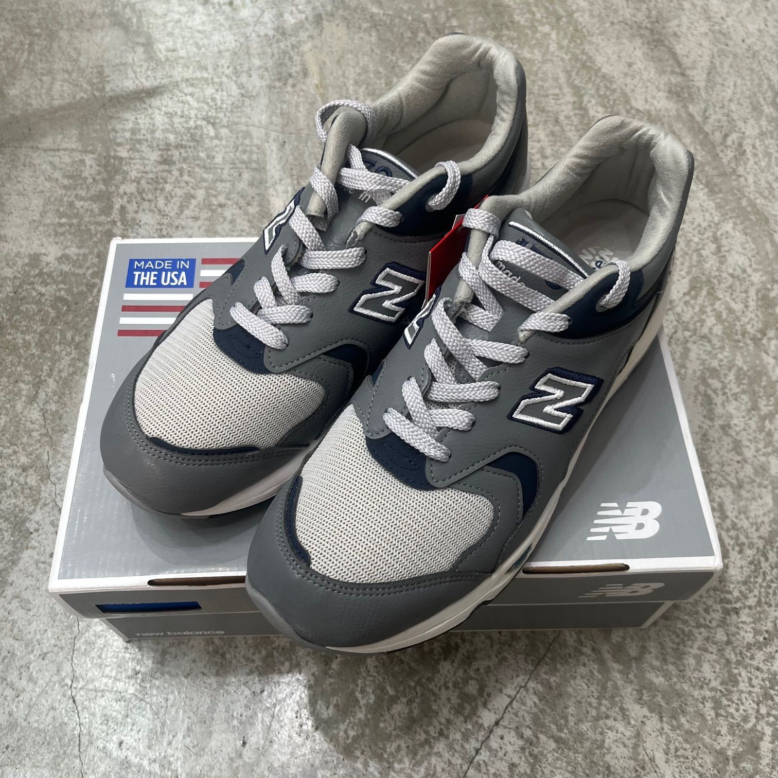 国内正規 New Balance M1700GRA Gray レザー スニーカー 