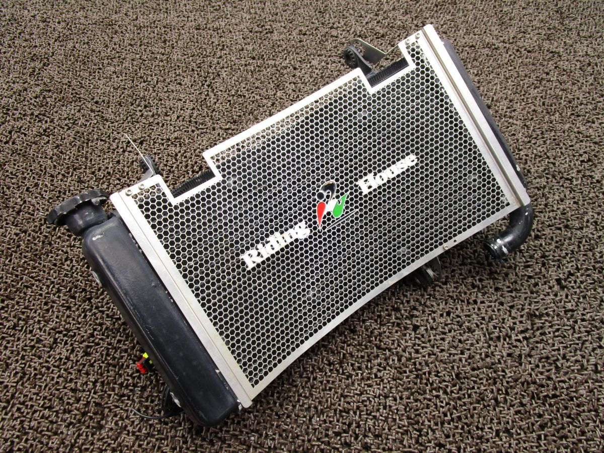 ドカティ モンスターS4 Riding House ラジエター □A887 ZDMM400AA1B ドゥカティ ZDM916W4D DUCATI FI インジェクション
