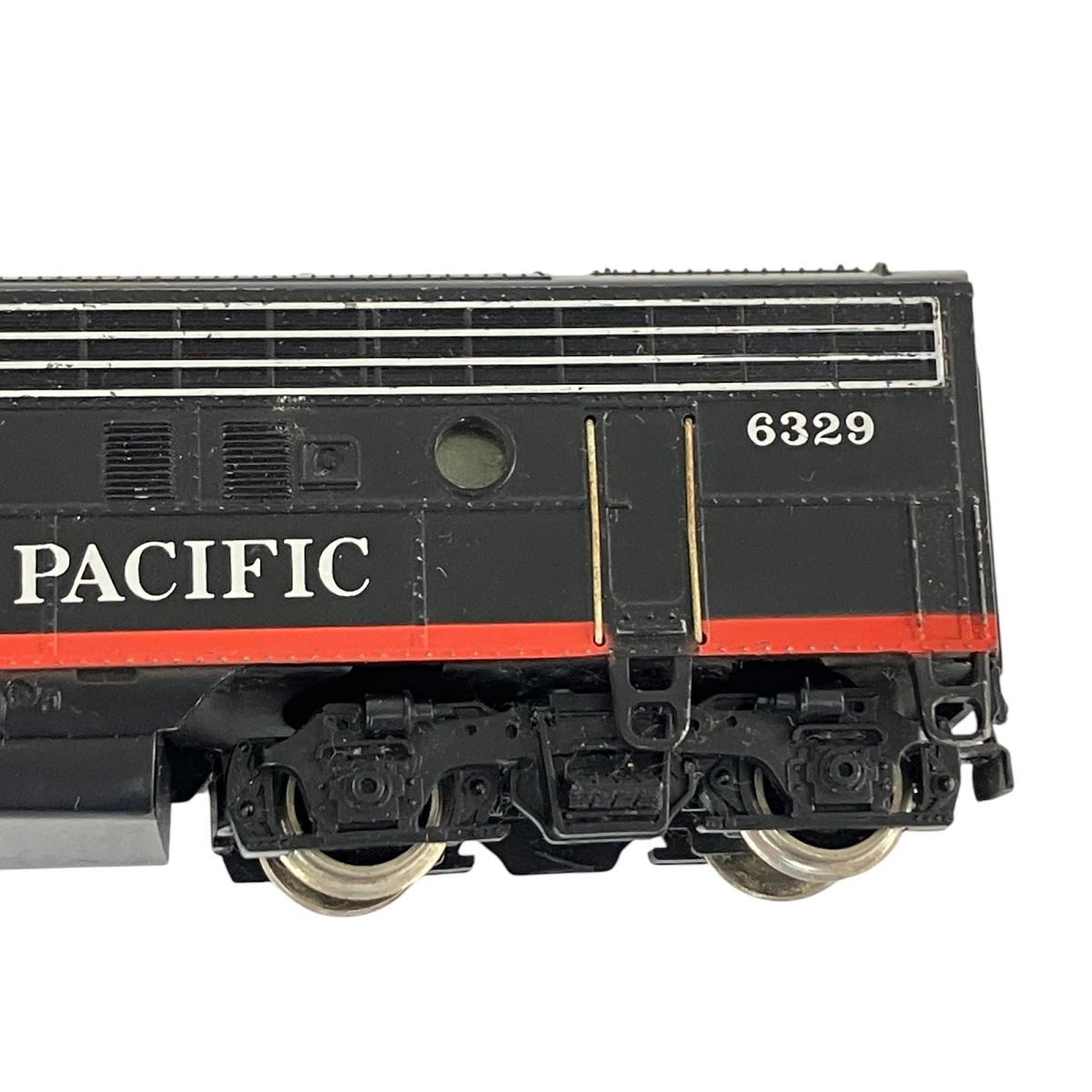 (訳あり) アサーン サザン・パシフィック鉄道 ダブルスタックカー HOゲージ 訳あり) アサーン サザン・パシフィック鉄道 ダブルスタックカー