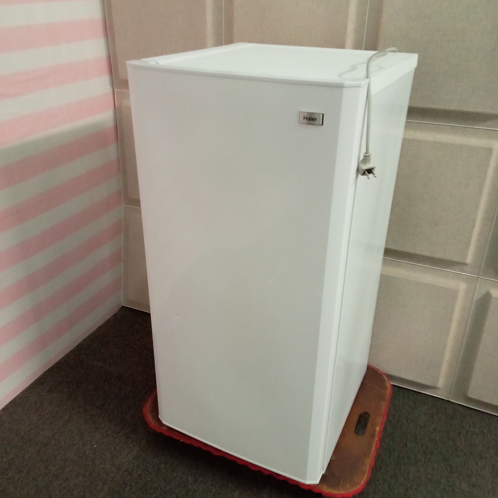 Haier 電気冷凍庫JF-NU100G 引き取り関東限定 リユースのサカイ柏店 