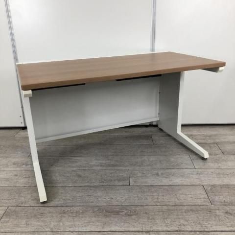 オカムラ