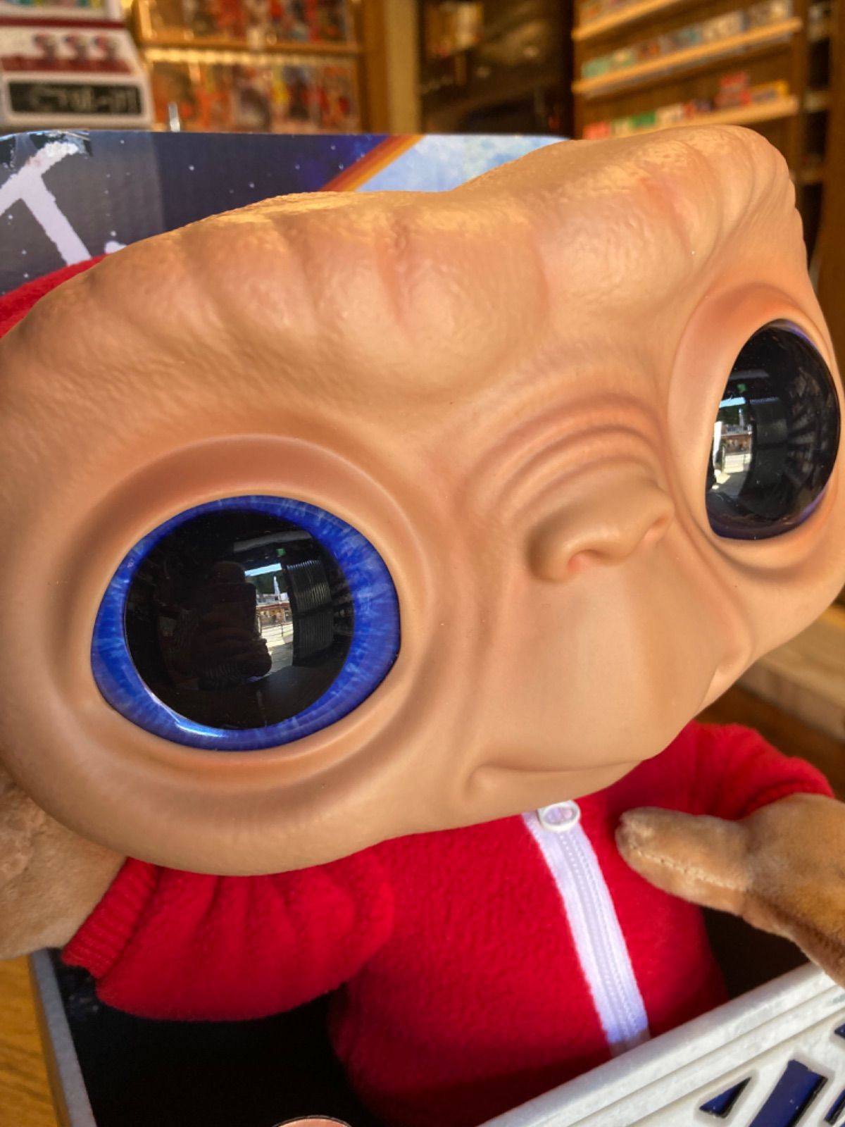 新品 40周年記念 E.T. トーキング ぬいぐるみ - メルカリ