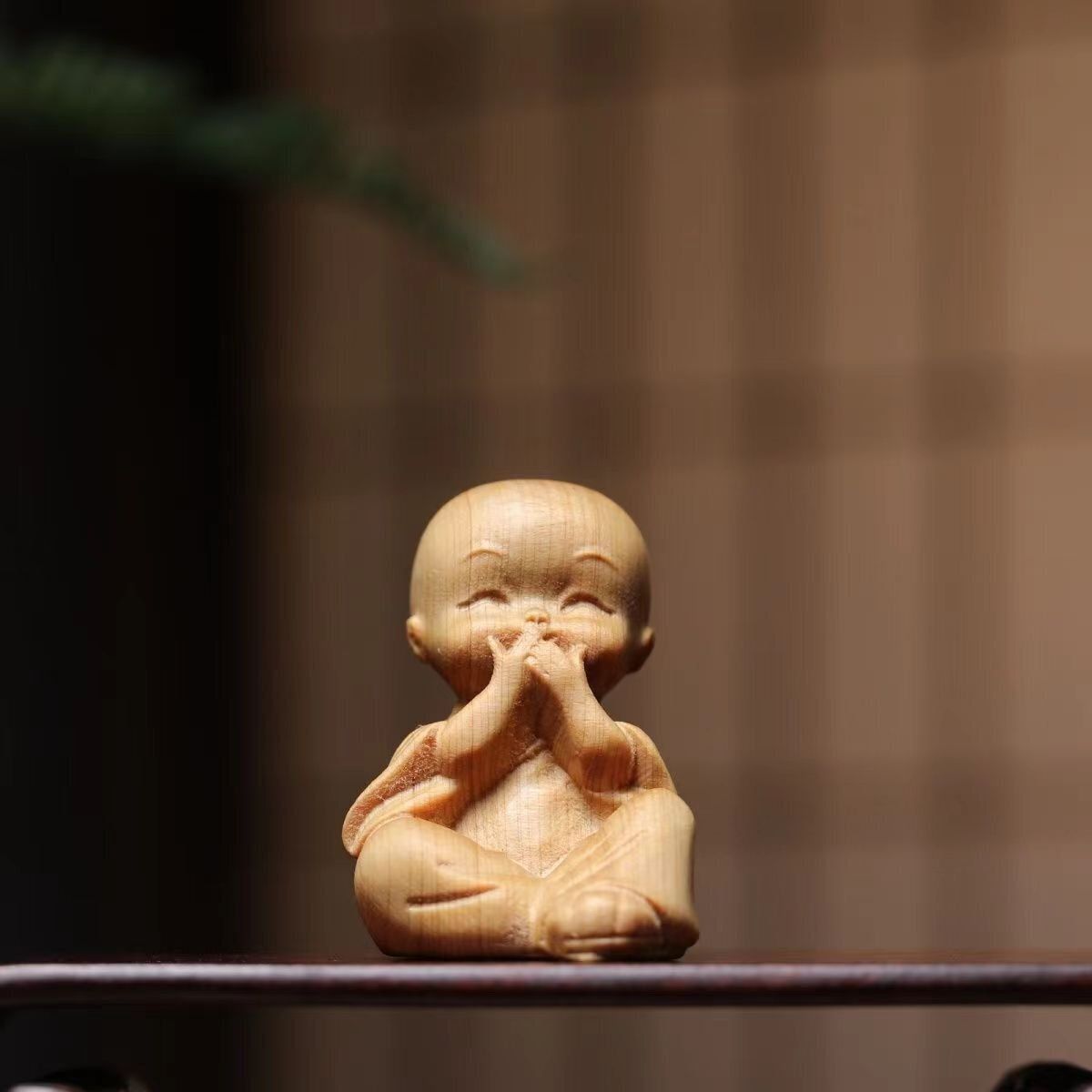 【修縁堂】高品質 小坊主 小和尚 置物 一式 禅の意 木彫り 崖柏木彫り立ち小坊主4枚 禅の置物 - メルカリ