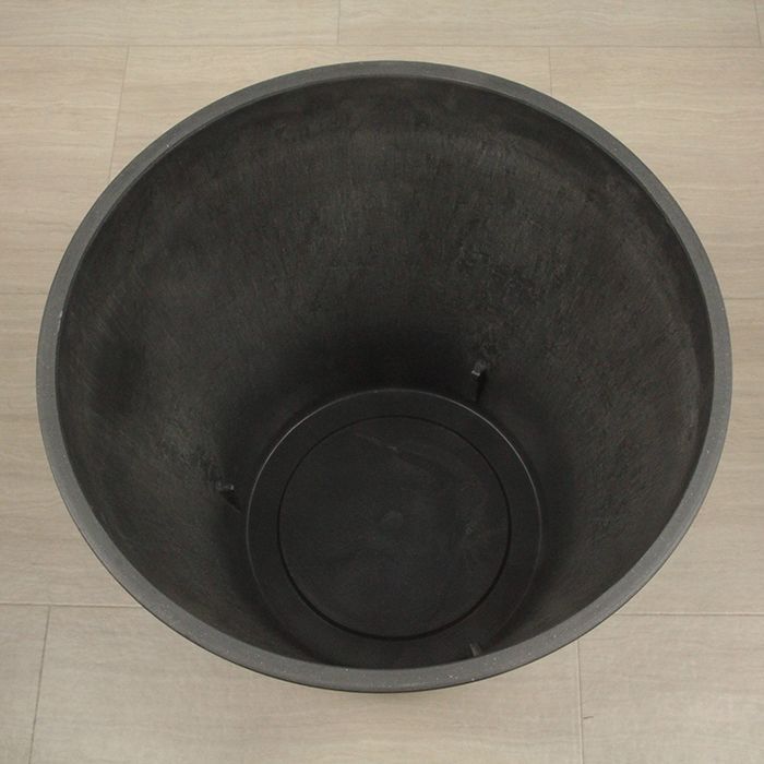 硬質 合成樹脂製