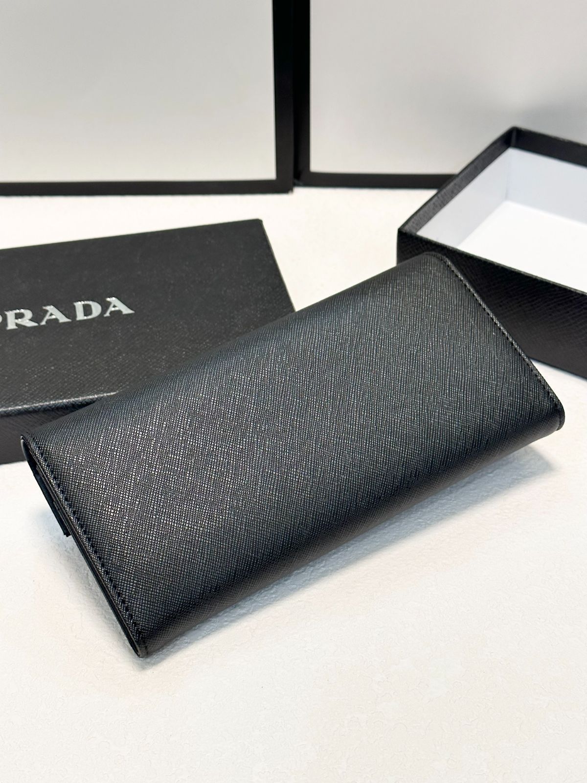 プラダ(お値下げ中) 今日特価】PRADA プラダ バッグ 送料無料 在庫限定セール価格