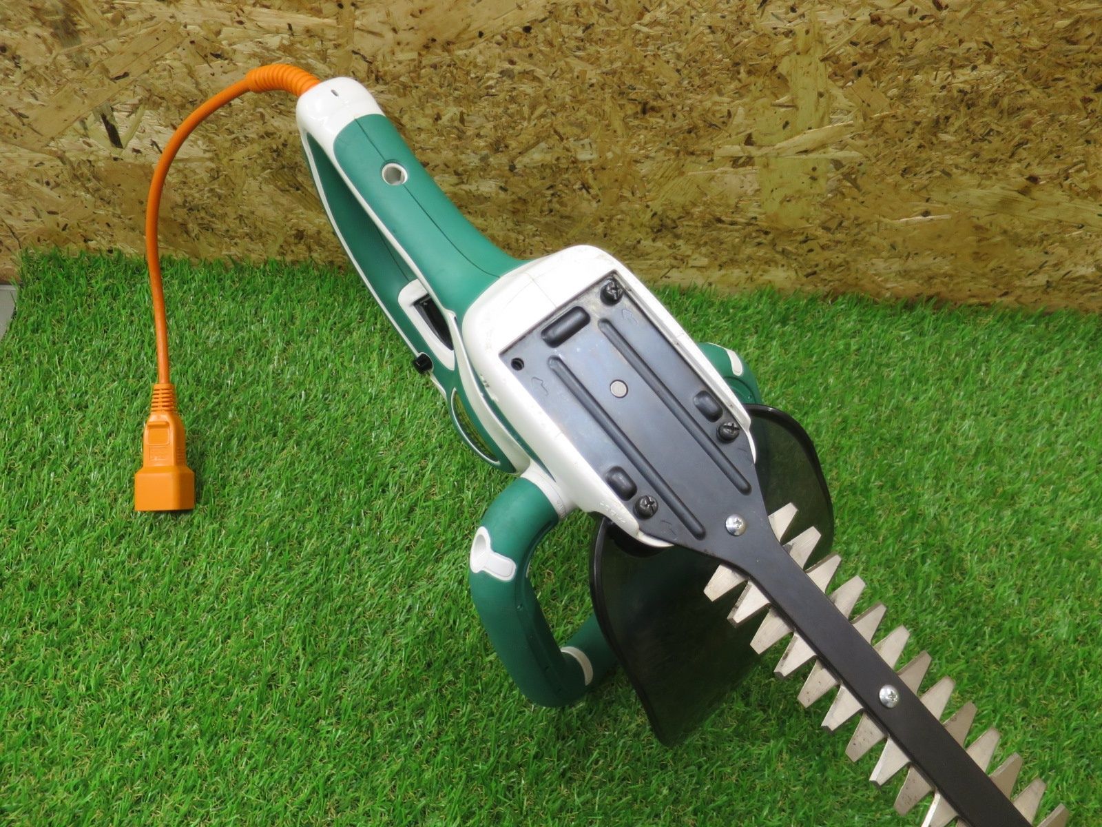 生垣バリカン ヘッジトリマ