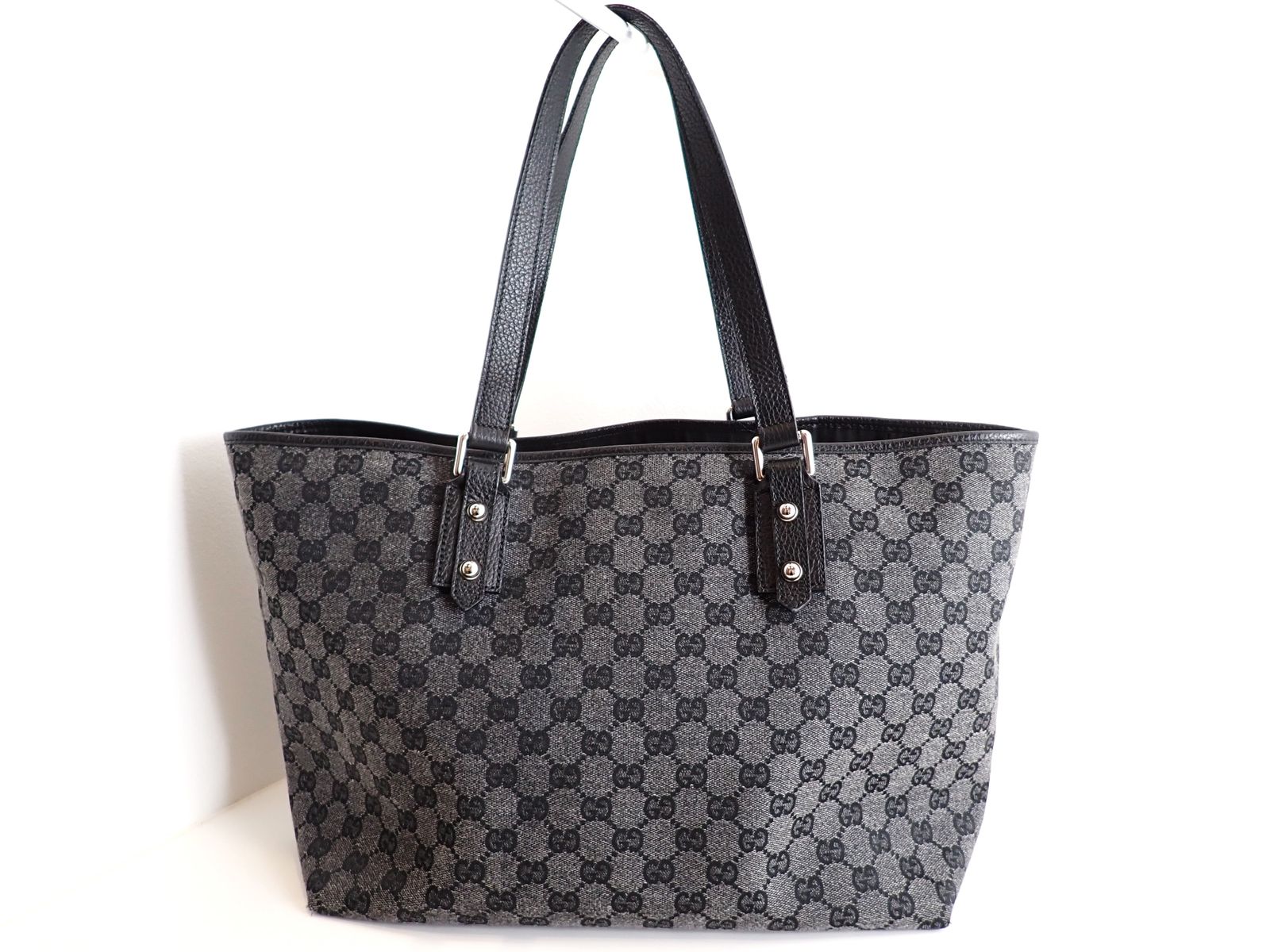 ✨GUCCI✨グッチ✨GG柄✨ダークグレー✨デニム地✨ハントバッグ✨ 美品 GUCCI(グッチ) デニム トートバッグ GG柄 257248 ショルダー