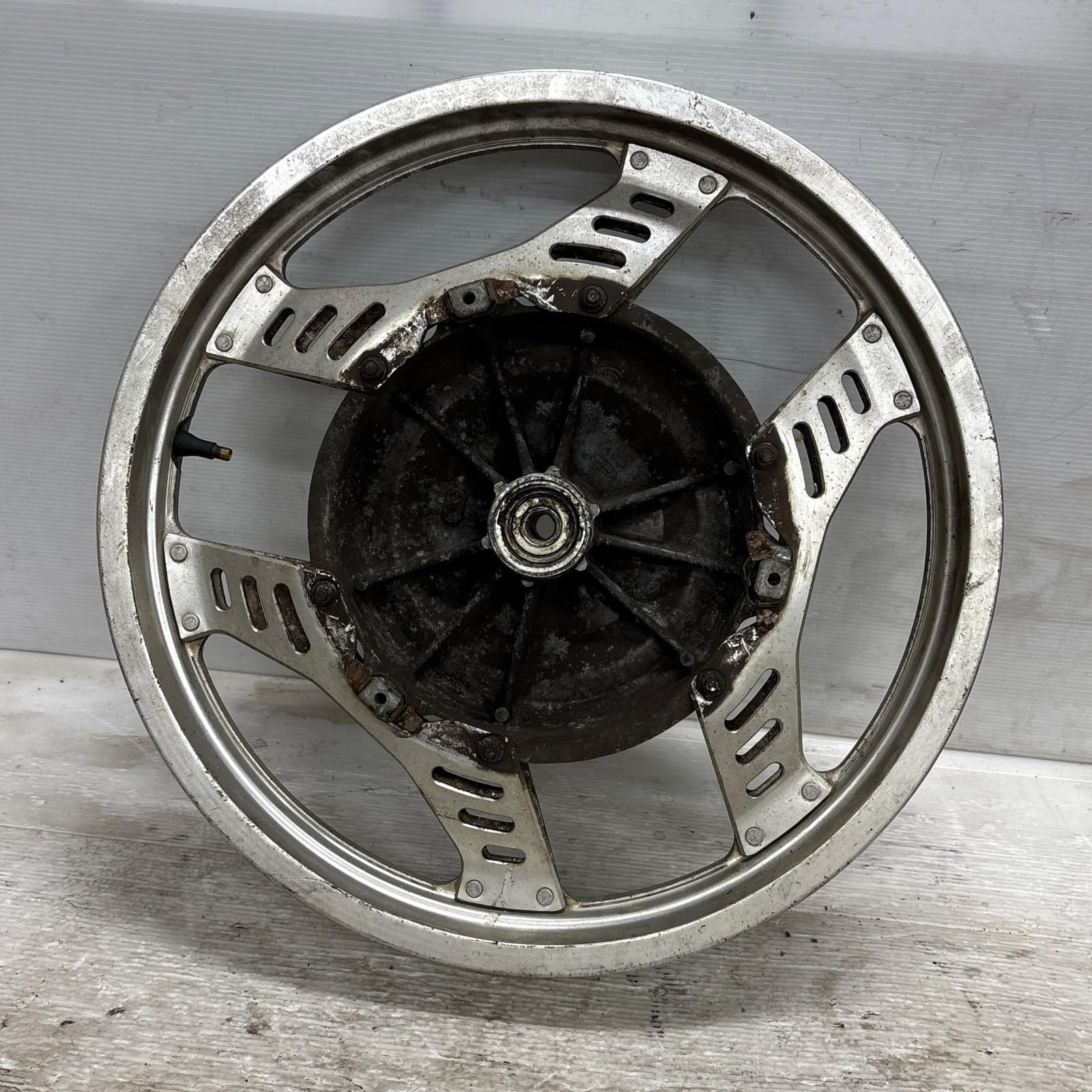 CBX400F フロントホイール