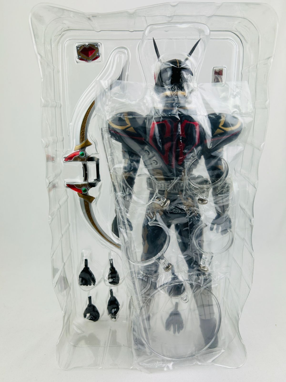 メディコムトイ RAH リアルアクションヒーローズ No.602 仮面ライダーカリス 2013 デラックスタイプ 仮面ライダー剣