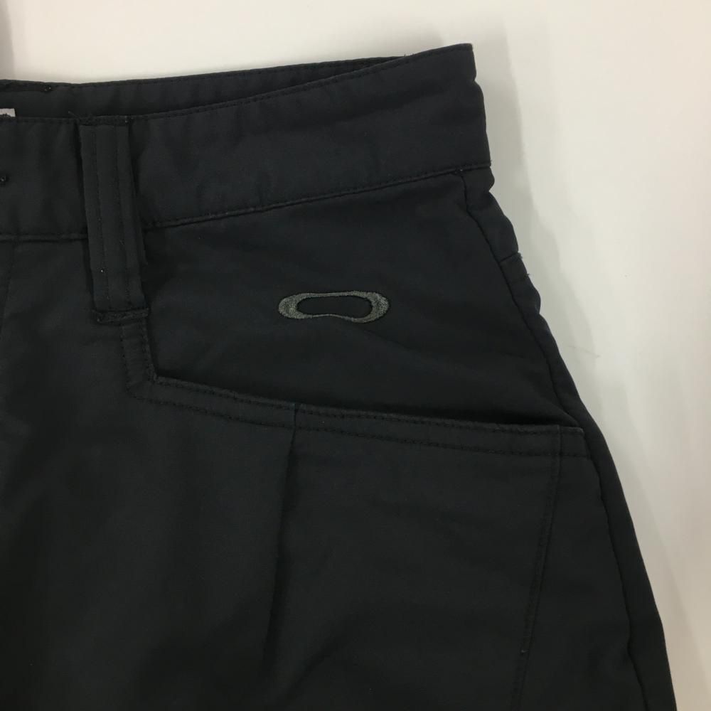 オークリー パンツ Oakley - ロゴ刺しゅう 黒 ヒップロゴ刺しゅう コットン100％ 黒×白 ハーフパンツ 美品オークリー OAKLEY ティー メンズ サイズ：33 MX