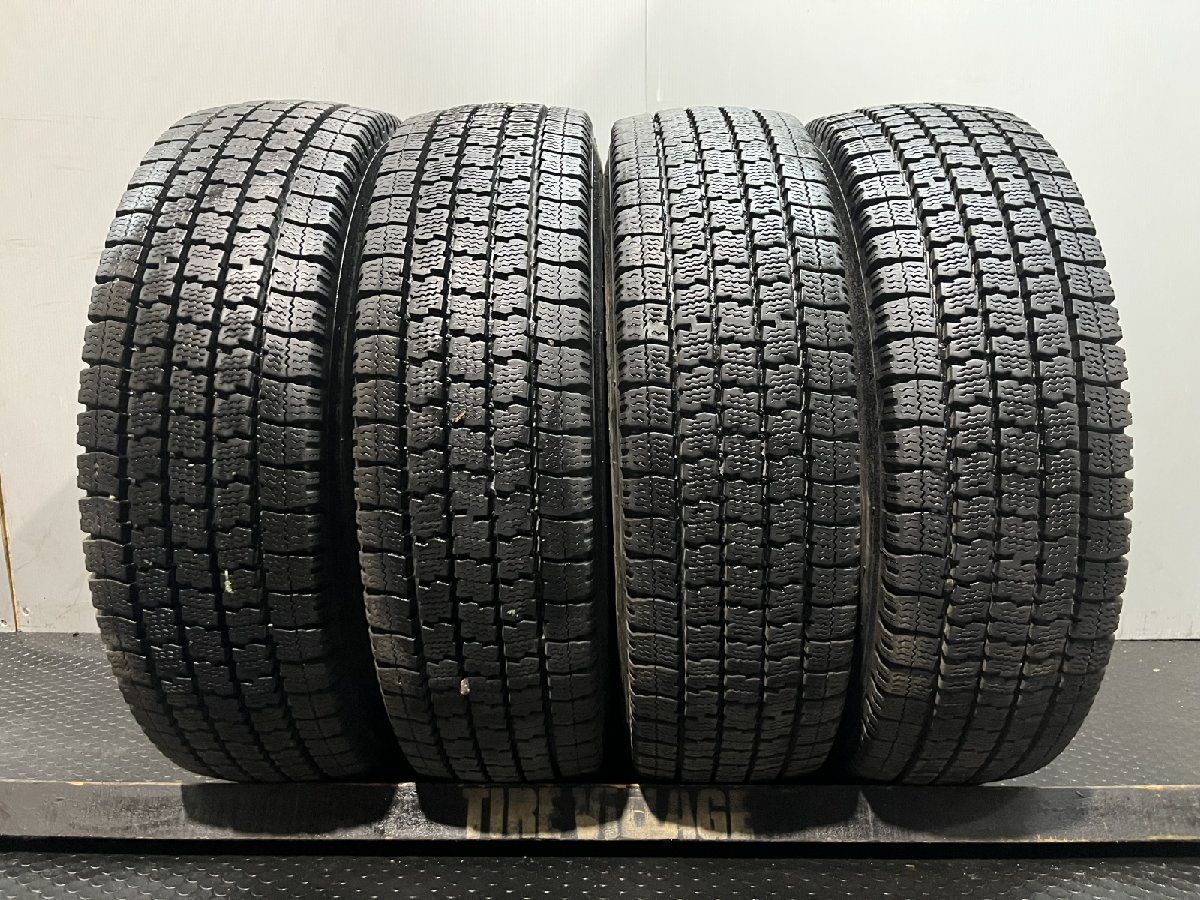 TOYO TIRES DELVEX M935 195 75R15 109 107N LT 15インチ ライトトラック用 スタッドレス 4本 21年製 バリ溝 トヨエース デュトロ KTB341
