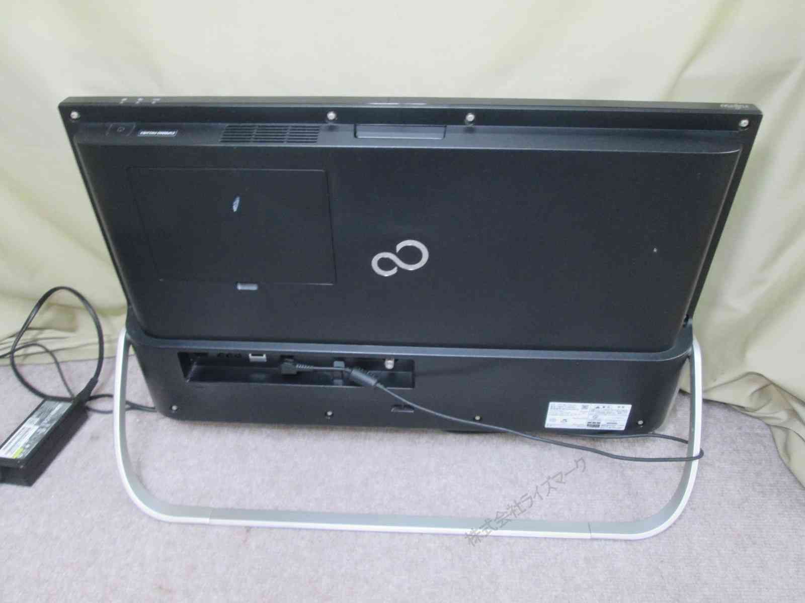 富士通 ESPRIMO FH53/B3 FMVF53B3BJ【大容量HDD搭載】 Celeron 3865U