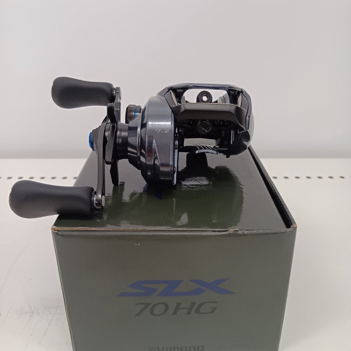 SHIMANO シマノ 046970 釣り用品 リール ベイトリール SLX 70HG 程度A
