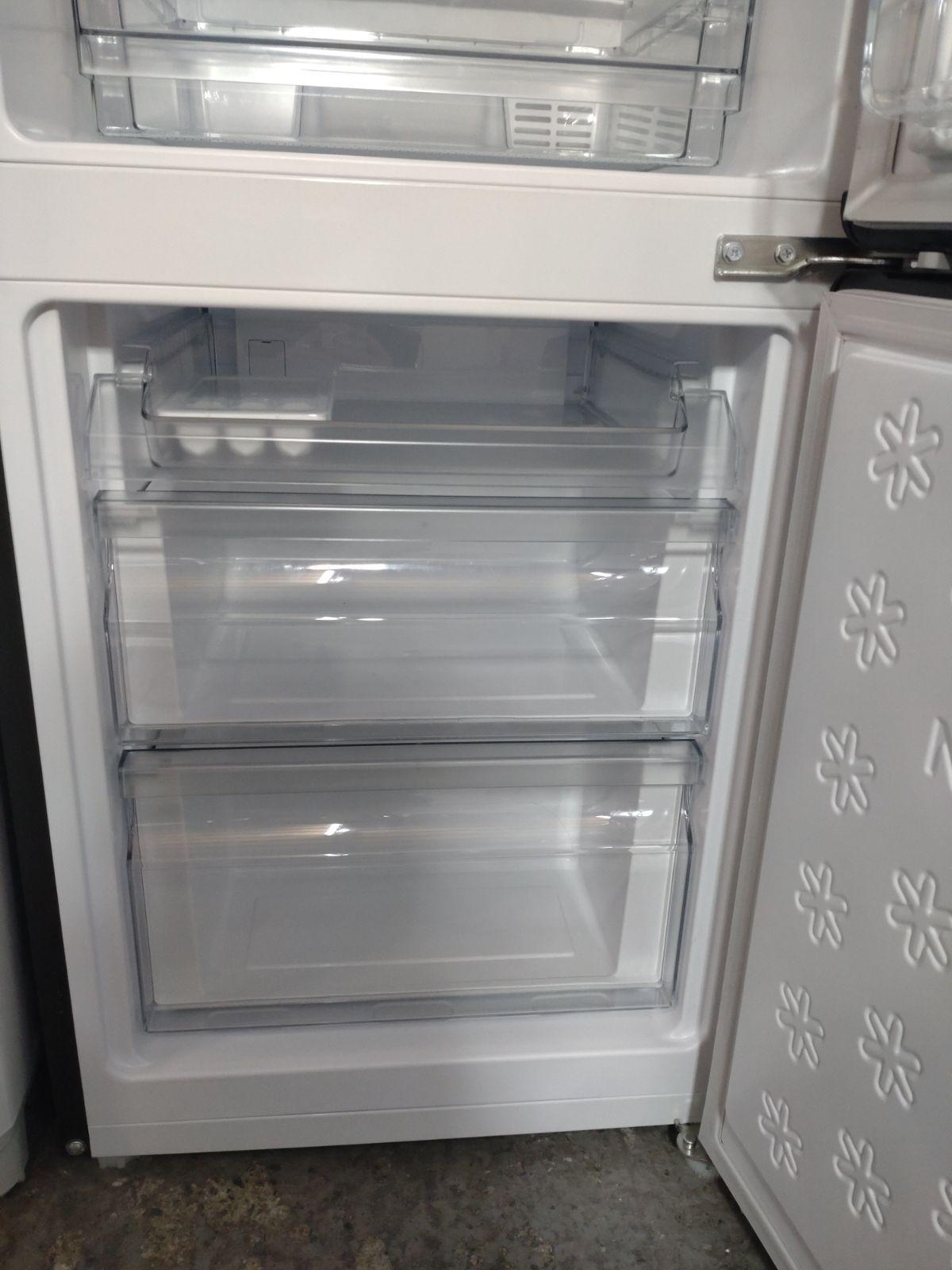 冷蔵庫　洗濯機　アーバンカフェシリーズ冷蔵庫　お湯取りホース付き洗濯機 URBAN CAFÉ SERIES（アーバンカフェシリーズ）｜Haier〜ハイアール〜