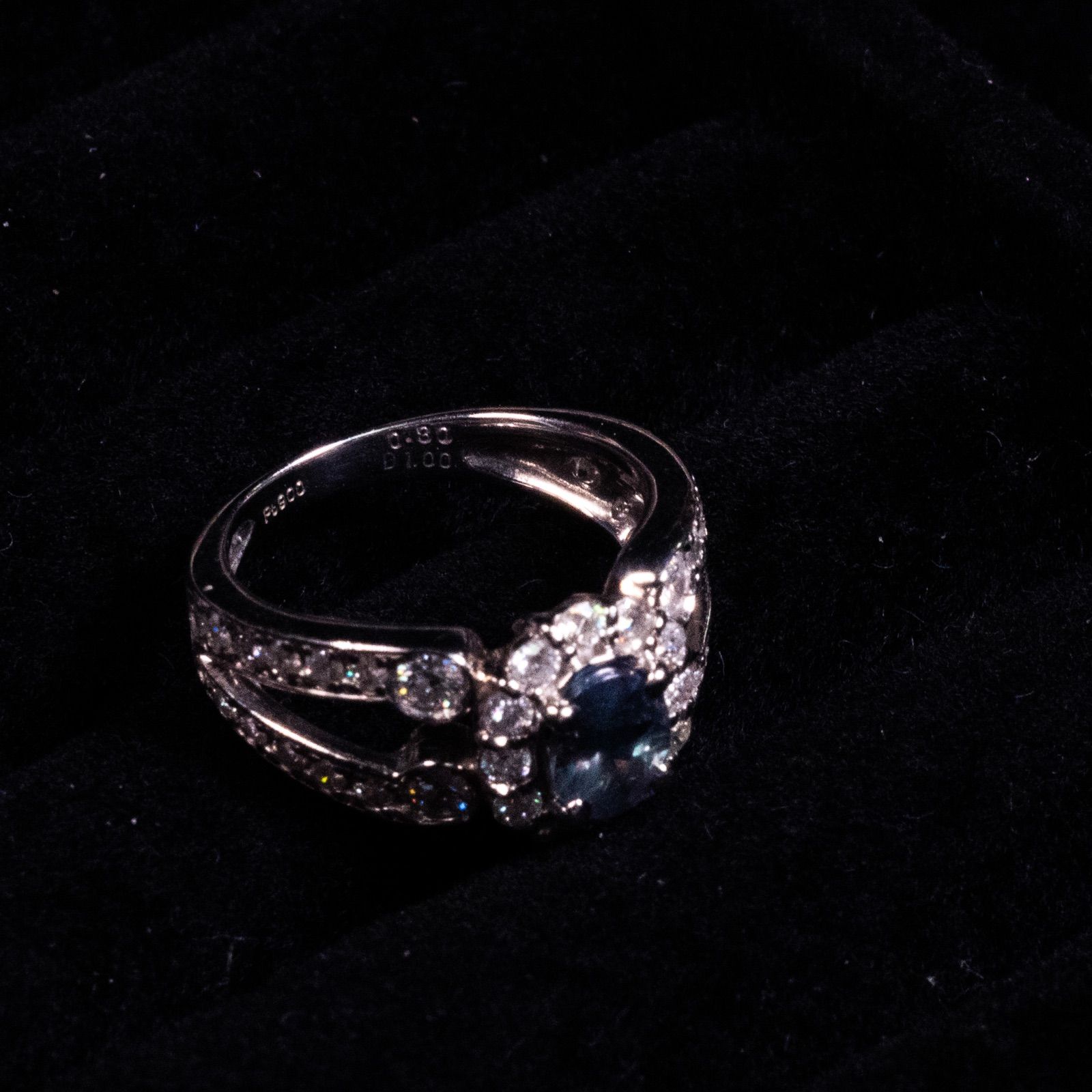 Pt900 アレキサンドライト1.710ct ダイヤ0.530ct リング 希少 Pt900 アレキサンドライト ダイヤモンド リング 0.04ct D0