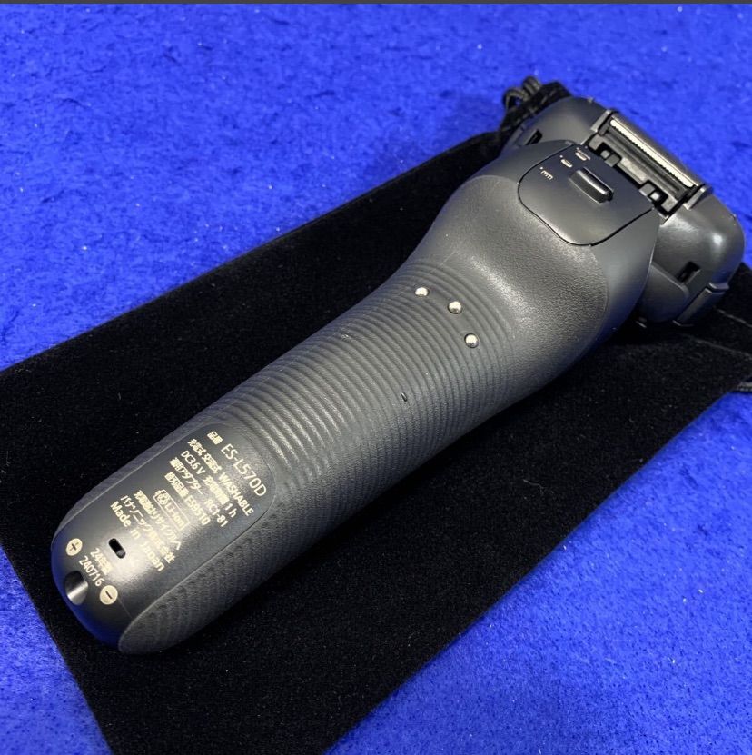 展示 保証 パナソニック ES L 570 D K ラムダッシュPRO メンズシェーバー 刃 全自動洗浄充電器 ポーチ付 充電しながら剃れる 黒