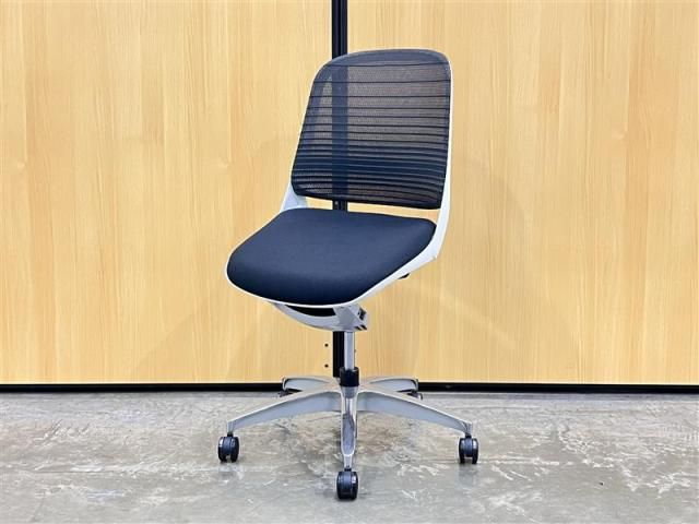 [中古]オカムラ（okamura）製 ルーチェ81L1GA　FGR1！[KC]