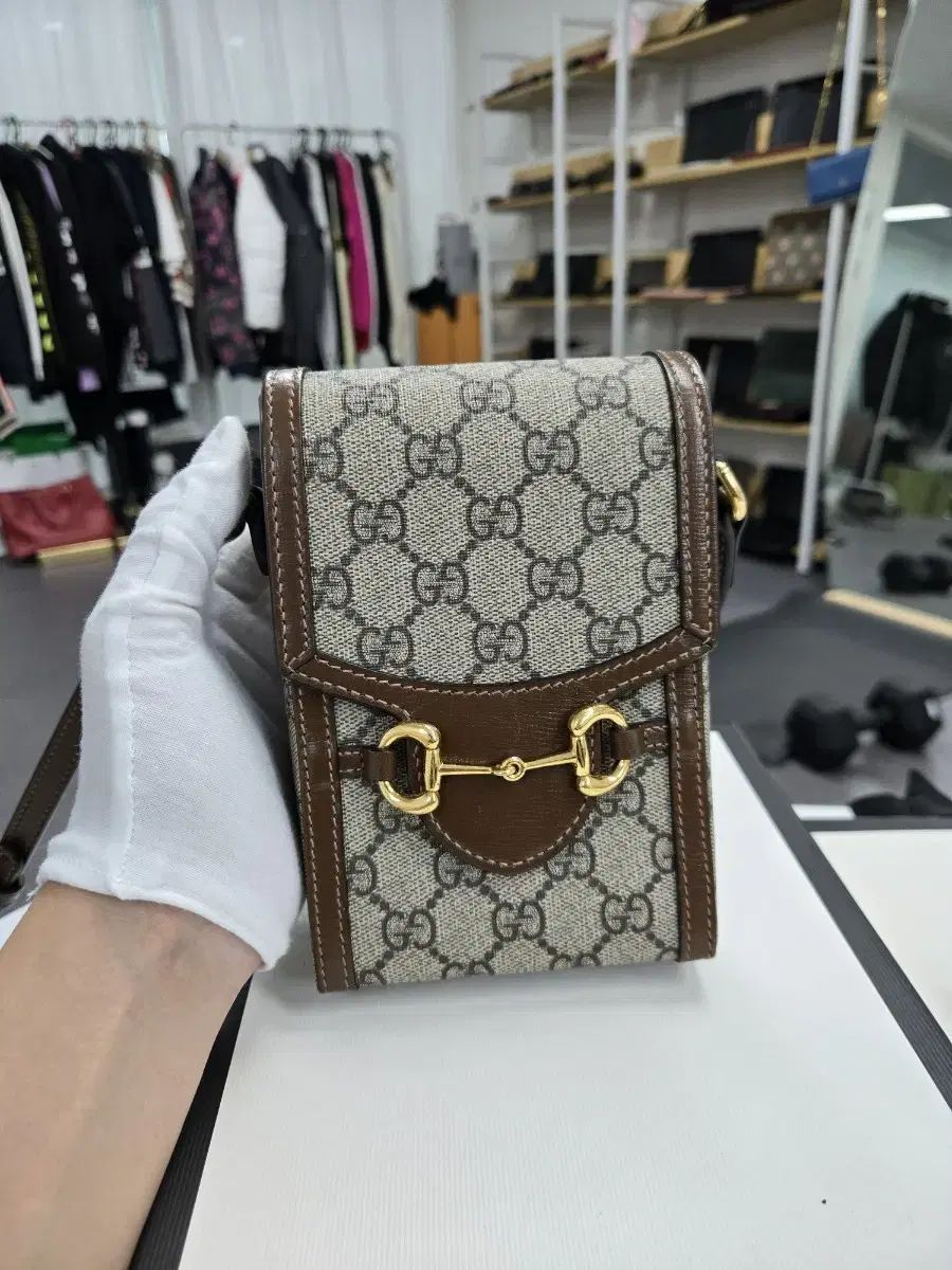 A級コンディション グッチ ホースビット 携帯ホルダーバッグ