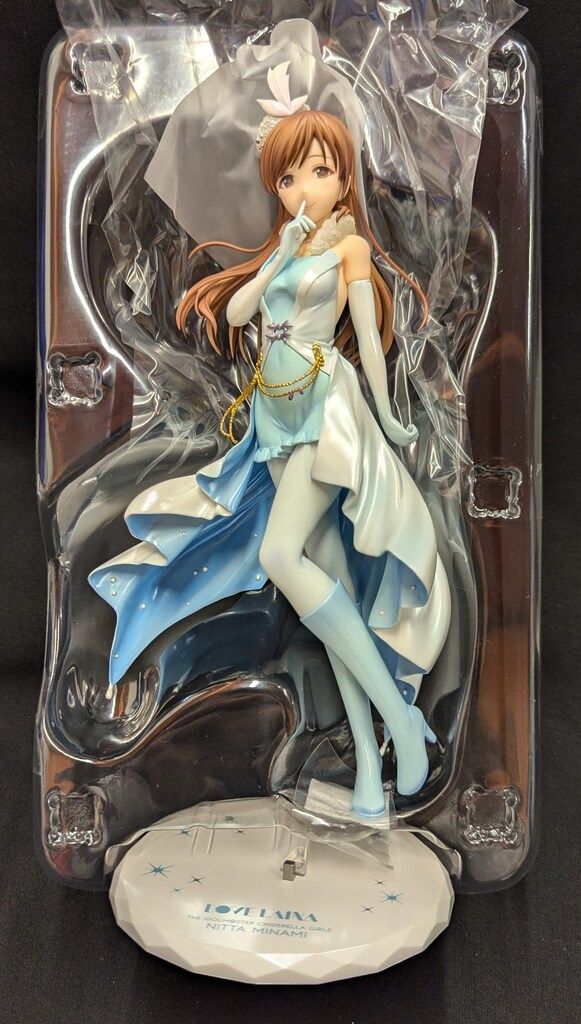 Amazon | フィギュア アルター 新田美波 Memories Ver. 1/8