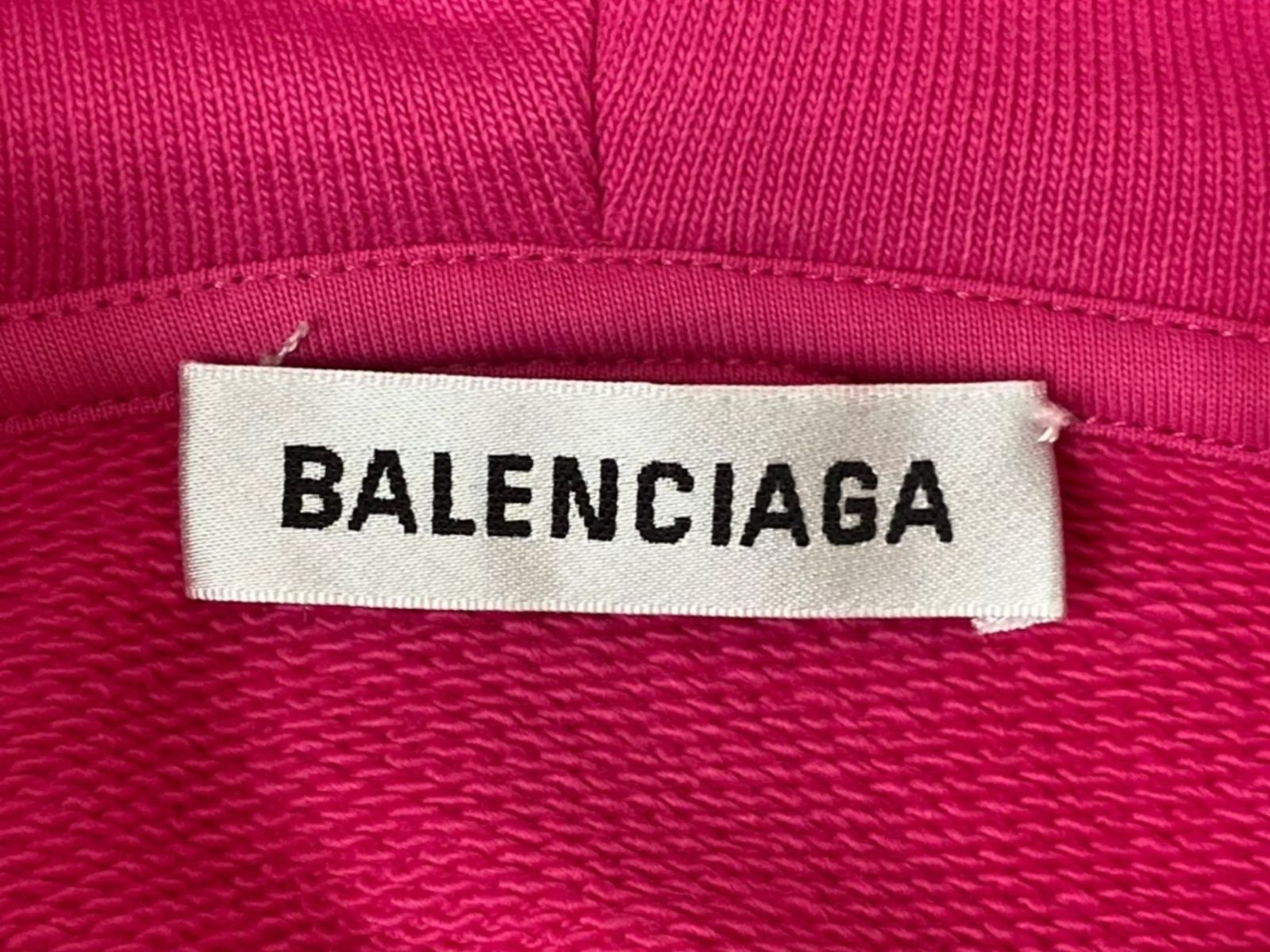 BALENCIAGA