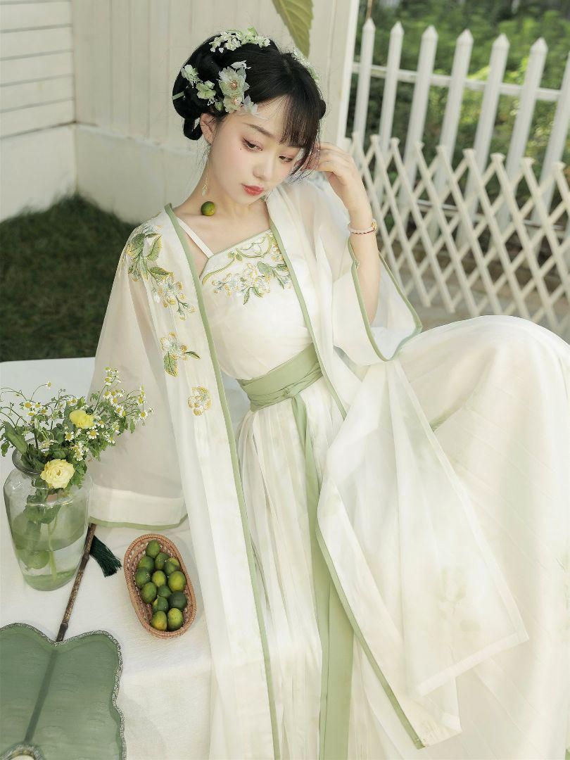 HF-281 漢服 コスプレ ワンピース 唐装 仙女服 中華風 コスプレ衣装 刺繍 可愛 民族風 制服 女装 舞台衣装 キャラクター衣装 学園祭 文化祭 雰囲気 お呼ばれ イベント 大人 舞台 新年会