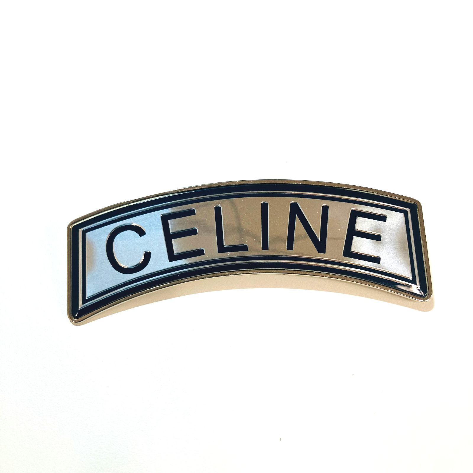 メルカリ便♡CELINE♡セリーヌ♡ジャガード ボアシーツ♡ロゴ刺繍♡雪の結晶 CELINE セリーヌ ロゴ マリンルック ブローチ ：X2002 - メルカリ