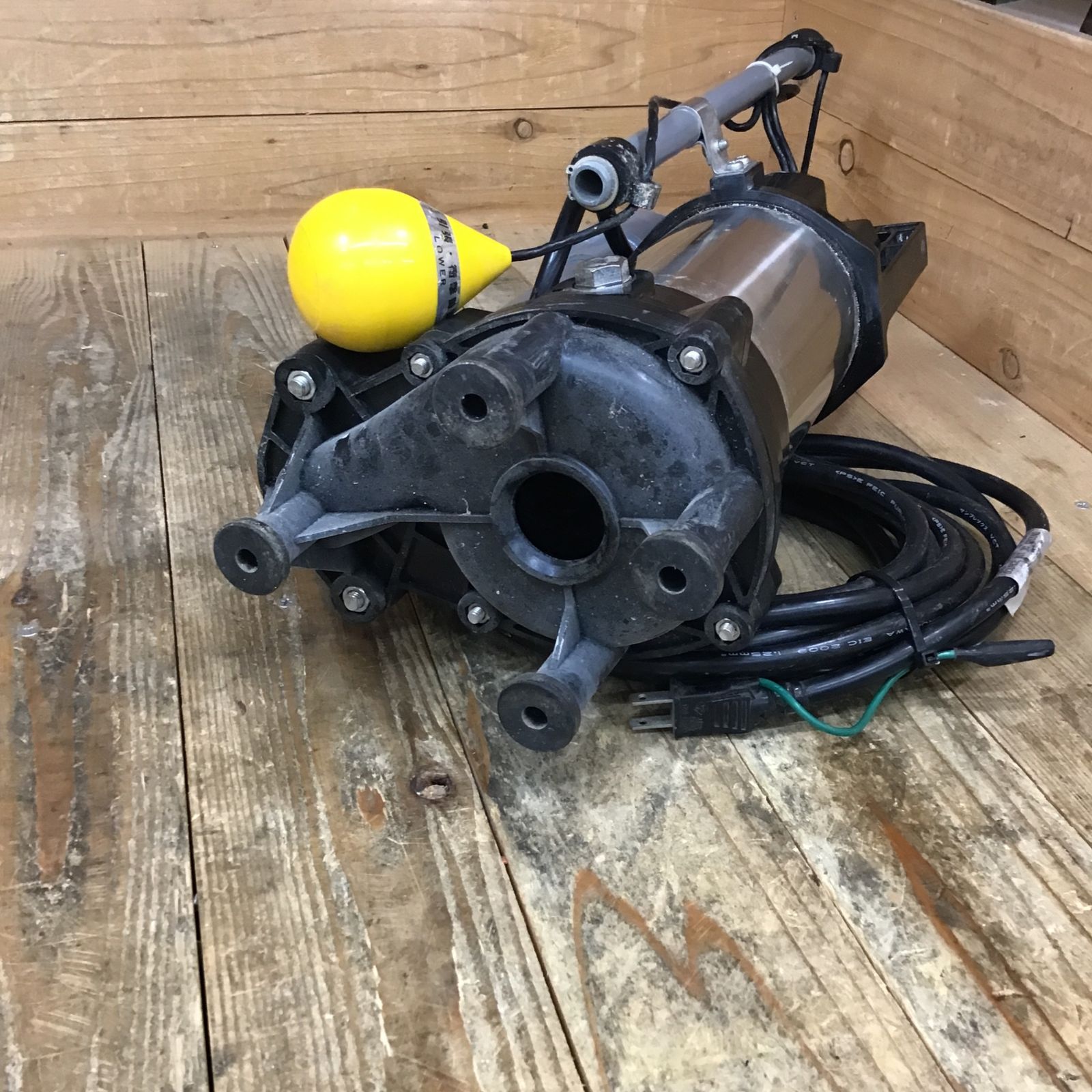 〇エバラポンプ(荏原製作所) 汚水 水中ポンプ 50DWVA5.25SA 〇エバラポンプ(荏原製作所) 汚水 水中ポンプ 50DWVA5.25SA