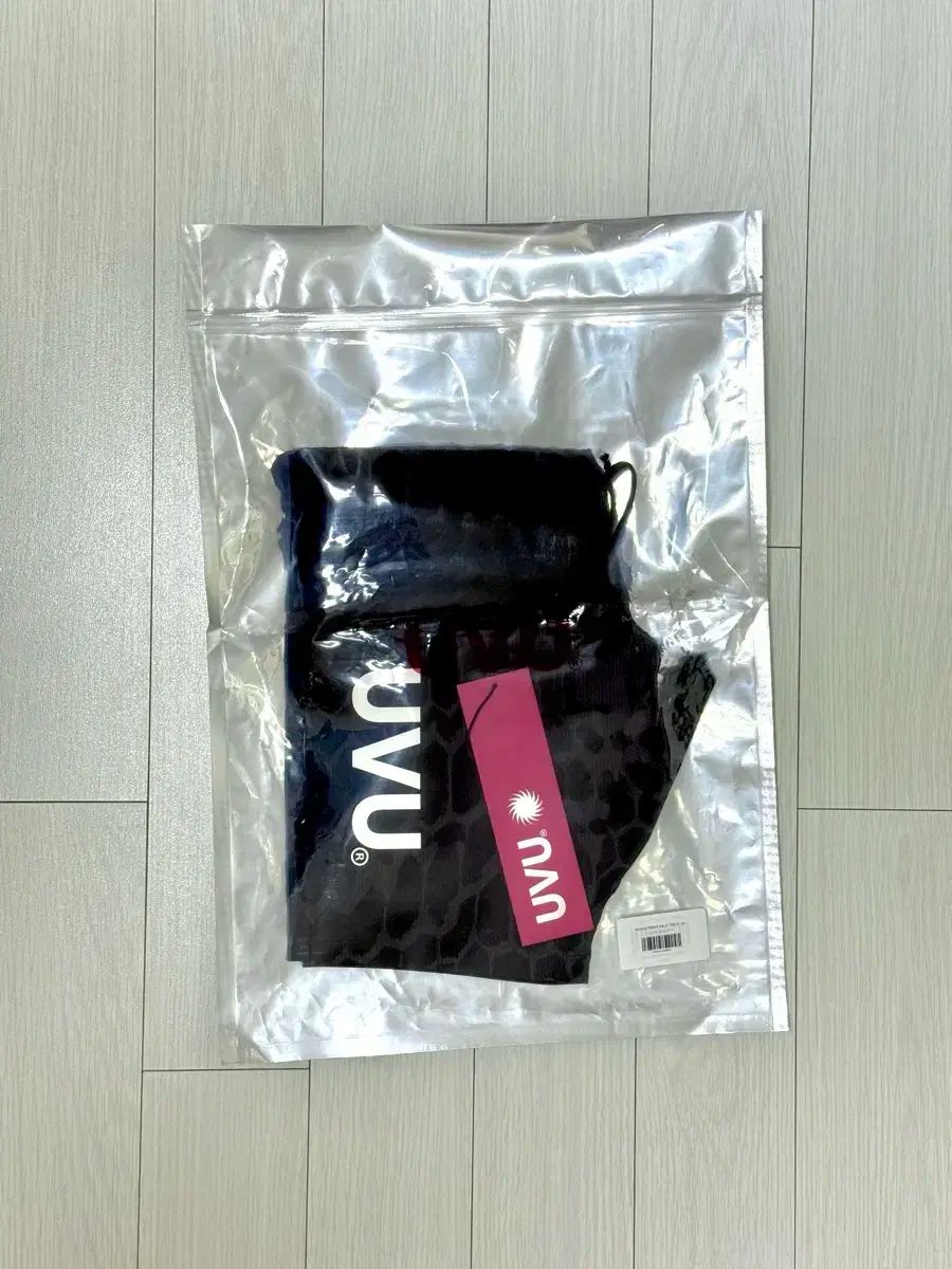 ヨガ エミヨガ emmi 上下セットアップ ヨガウェア ヨガ エミヨガ emmi 上下セットアップ ヨガウェア（ONLINE